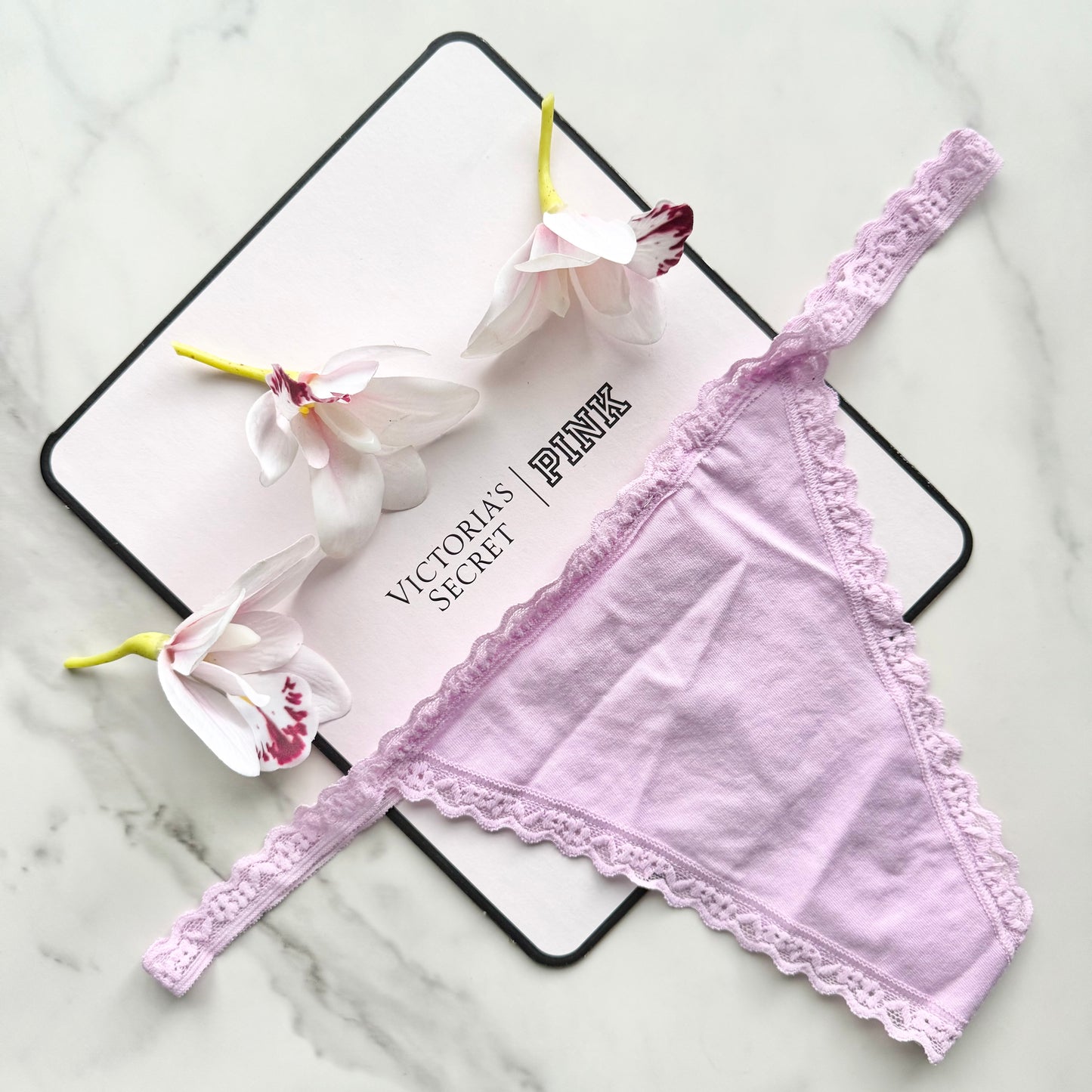 The Lacie Lace-Trim Smooth V-String Panty