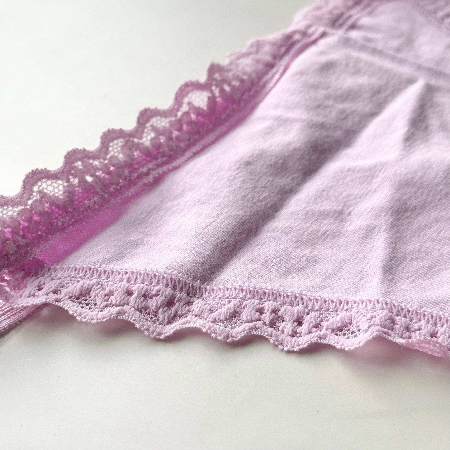 The Lacie Lace-Trim Smooth V-String Panty