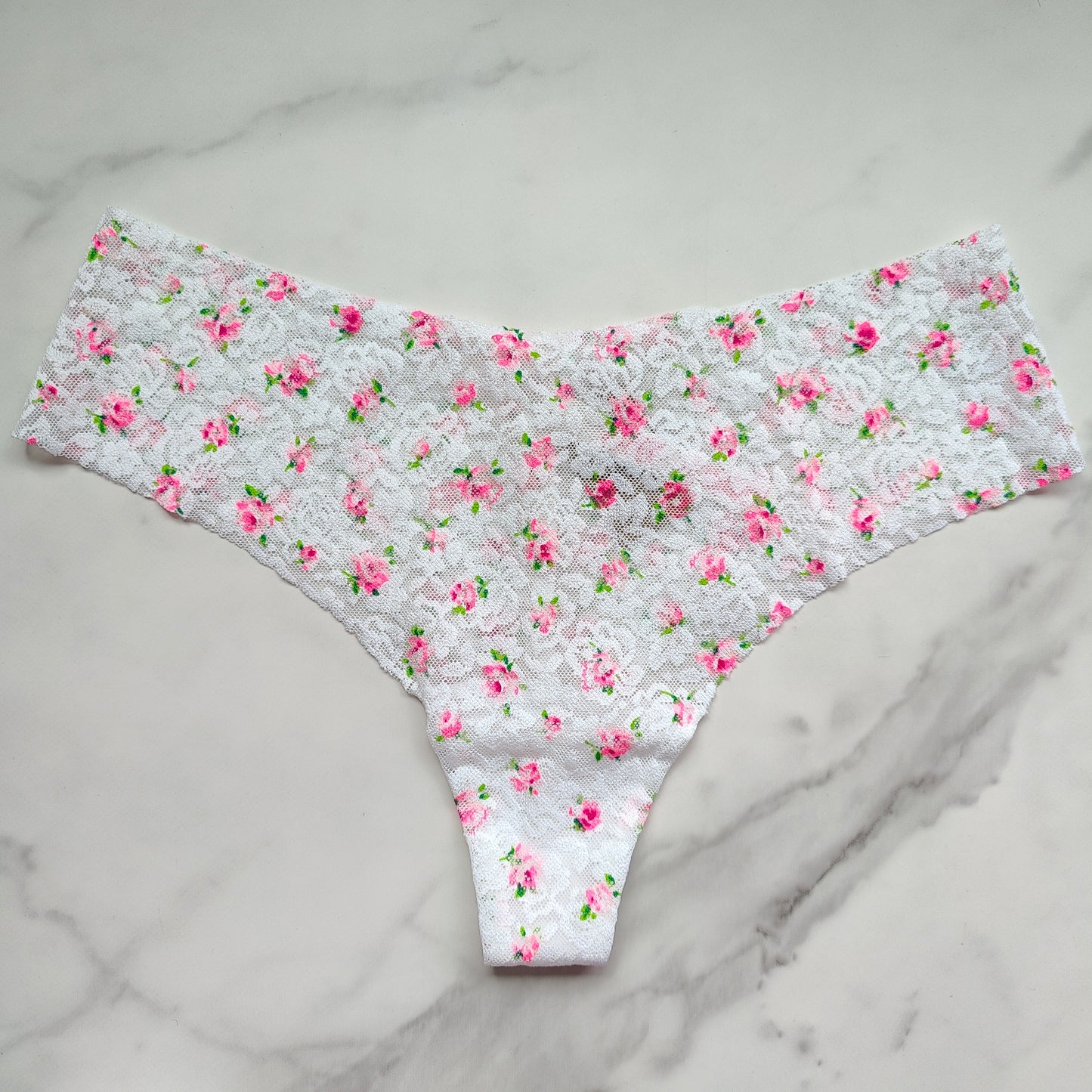 No-Show Soft Lace Thong Panty