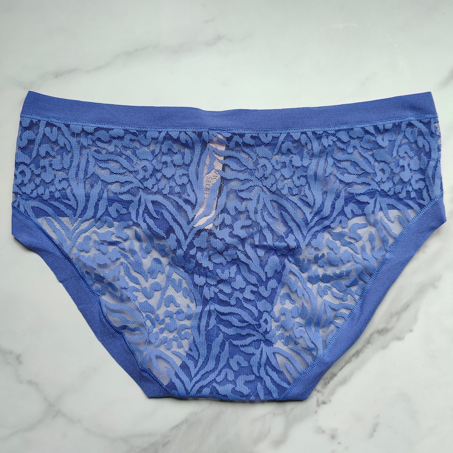 Lace No-Show Hiphugger Panty