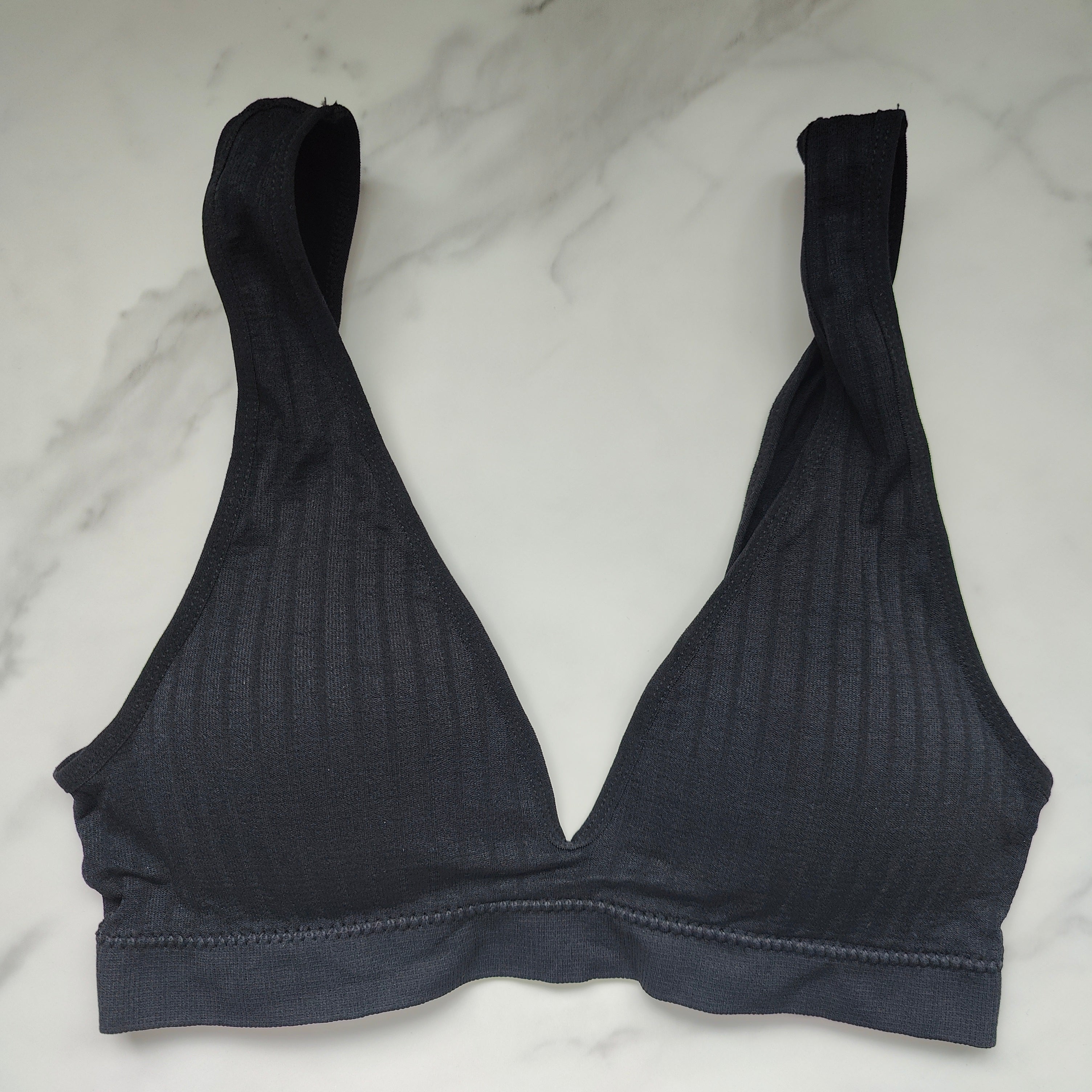 Seamless Ribbed Plunge 3/4 Cup Bralette with Removable Padding