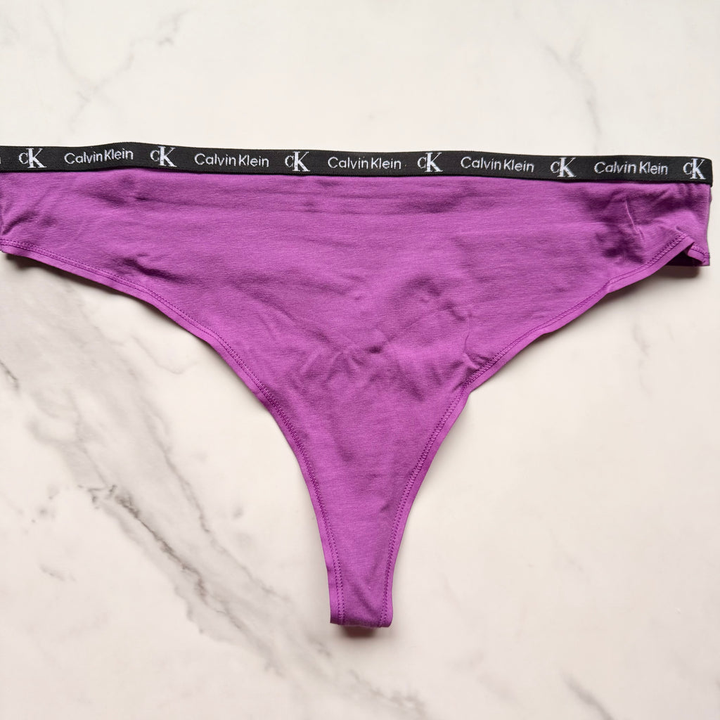 1996 Cotton Stretch Modern Thong Panty