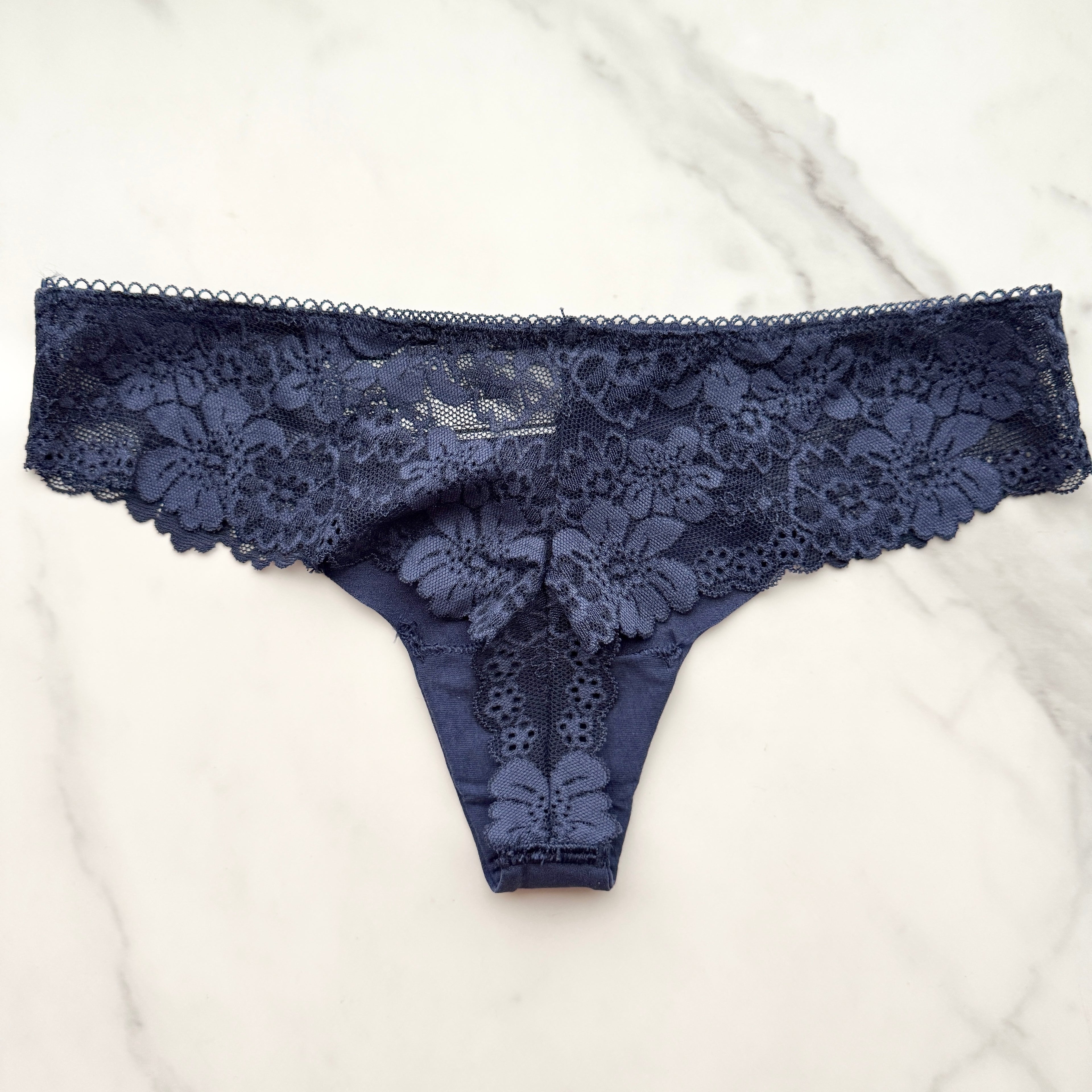 No-Show Lace-Trim Thong Panty