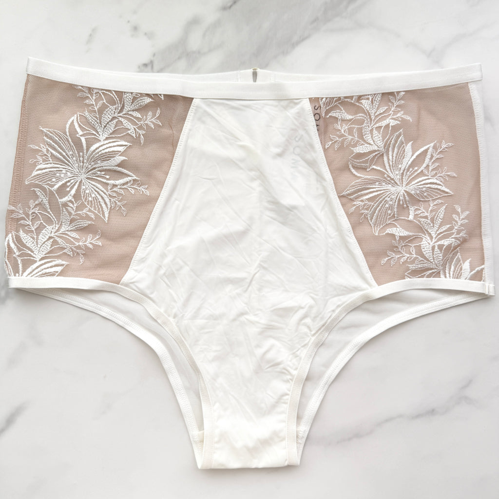 Soma  Soma's Sexiest Framed Embroidery High-Waisted Cheeky Panty 