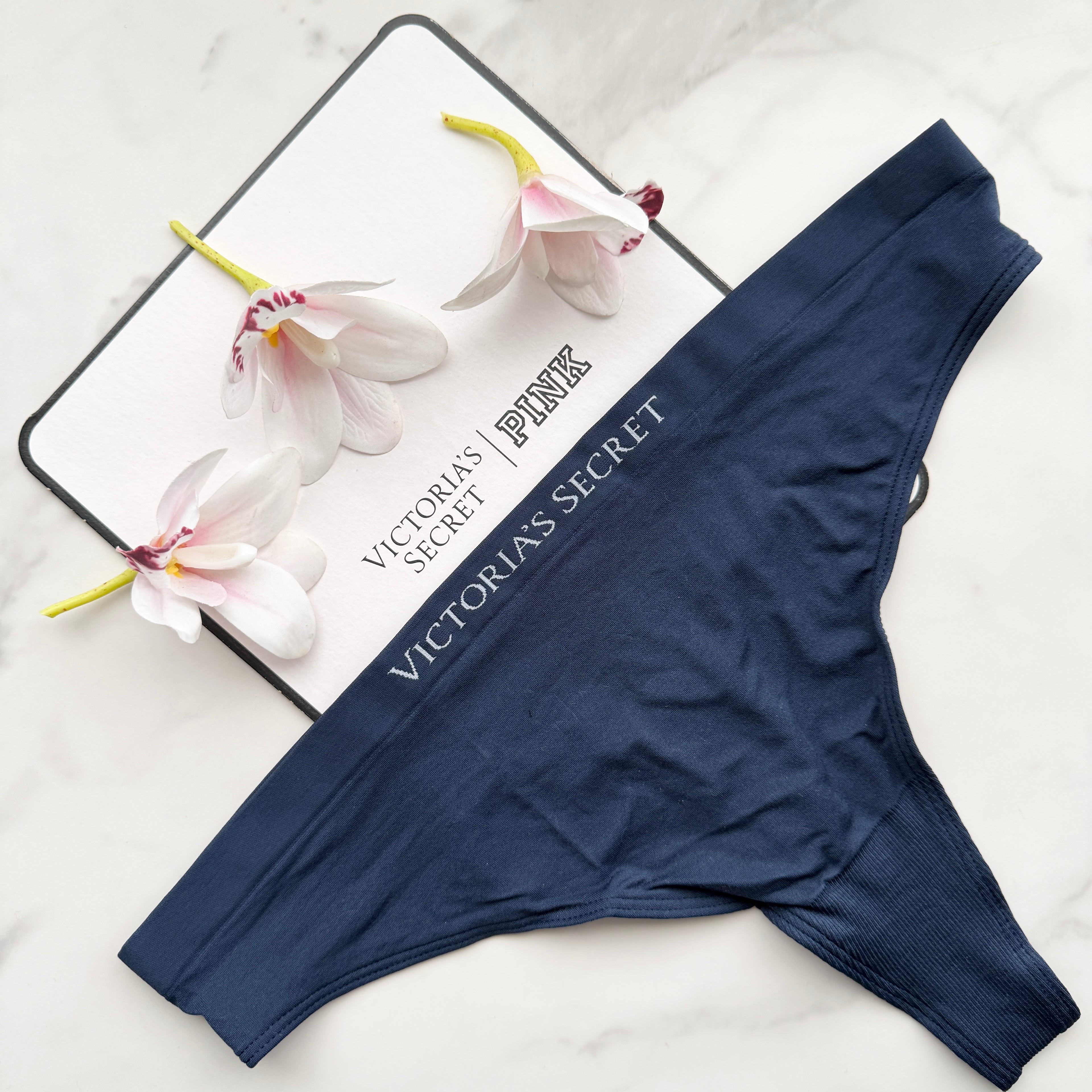 Seamless Solid Thong Panty