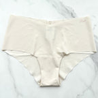 PINK Victoria's Secret  No-Show Smooth Cheeky Panty 