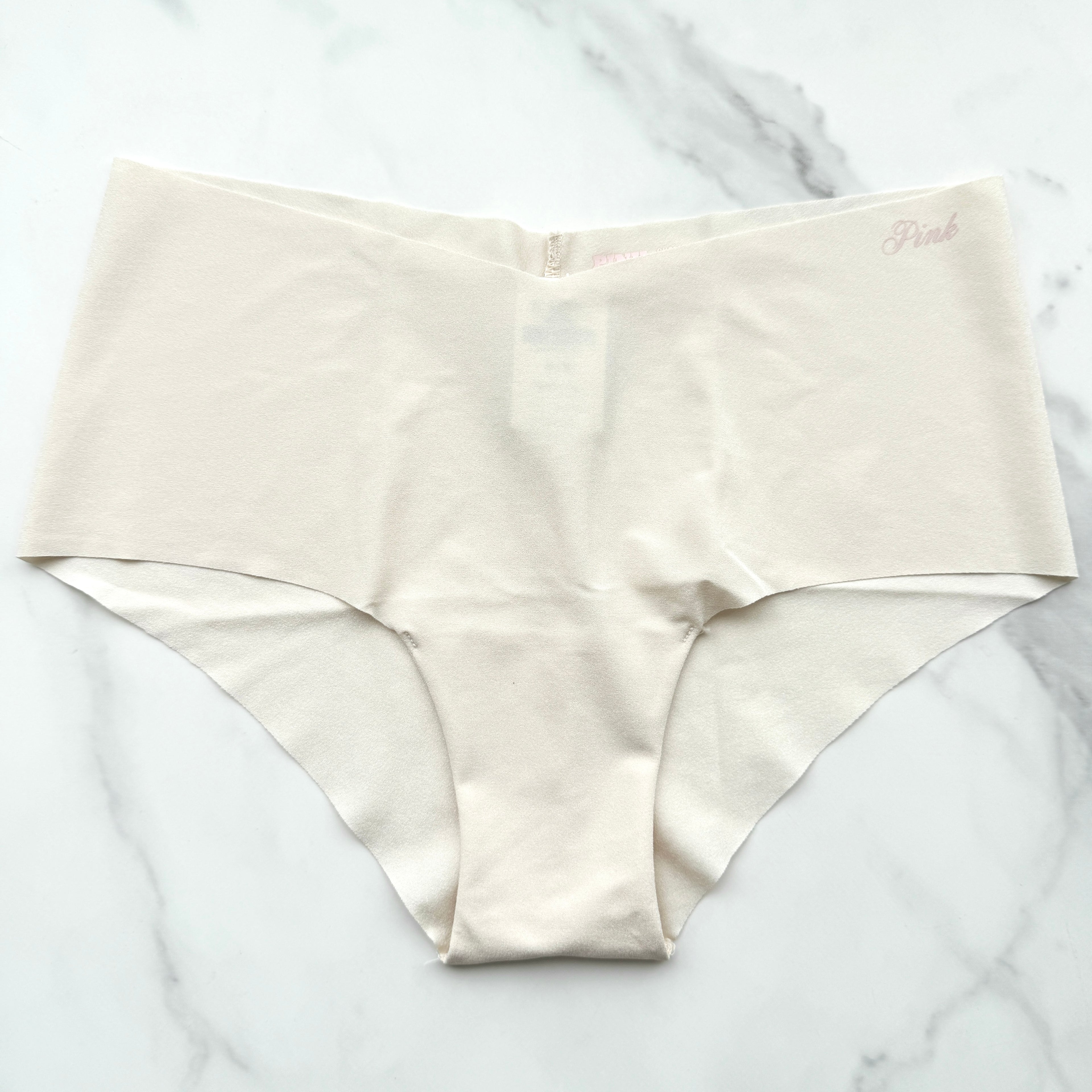 PINK Victoria's Secret  No-Show Smooth Cheeky Panty 