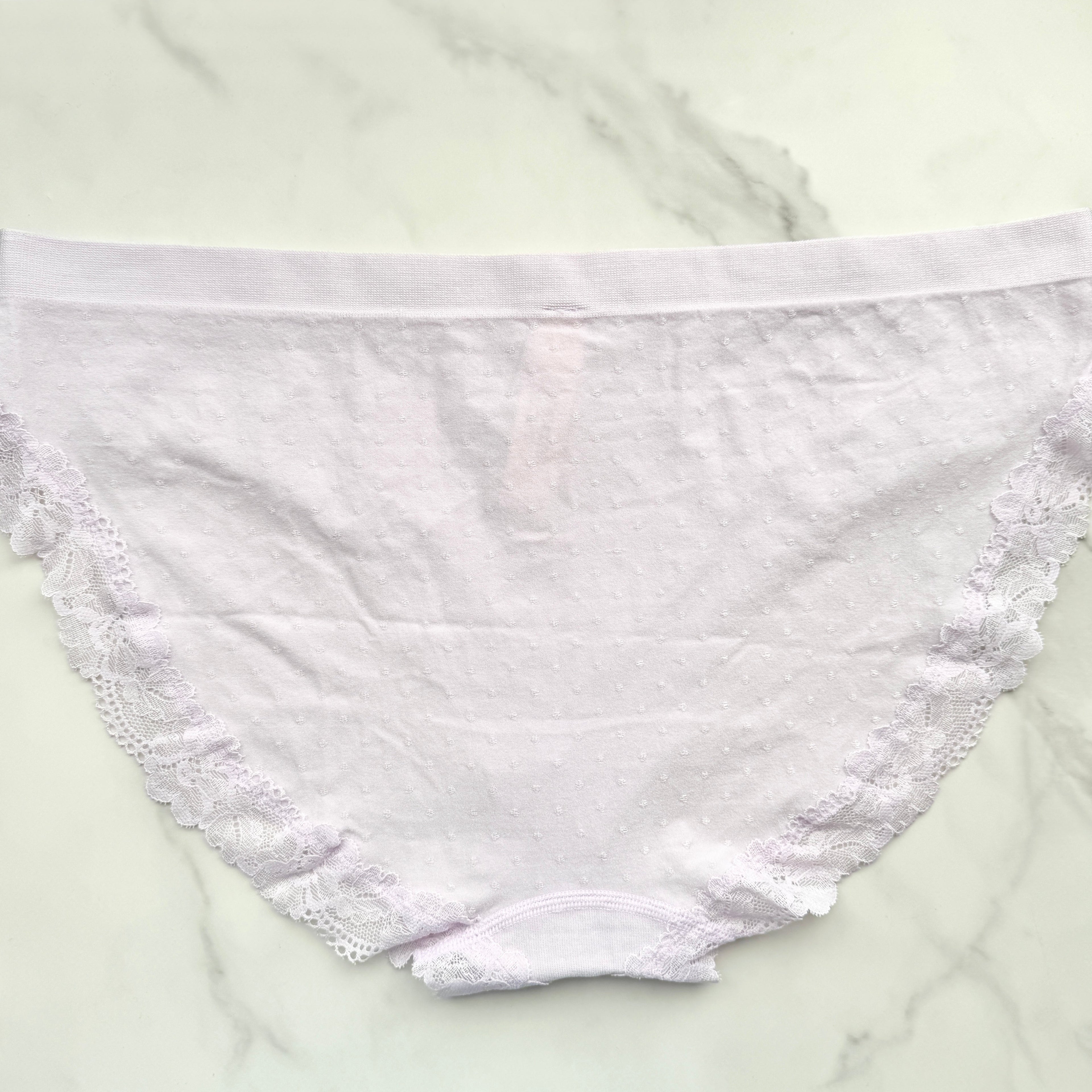 Seamless Novelty Lace-Trim Bikini Panty