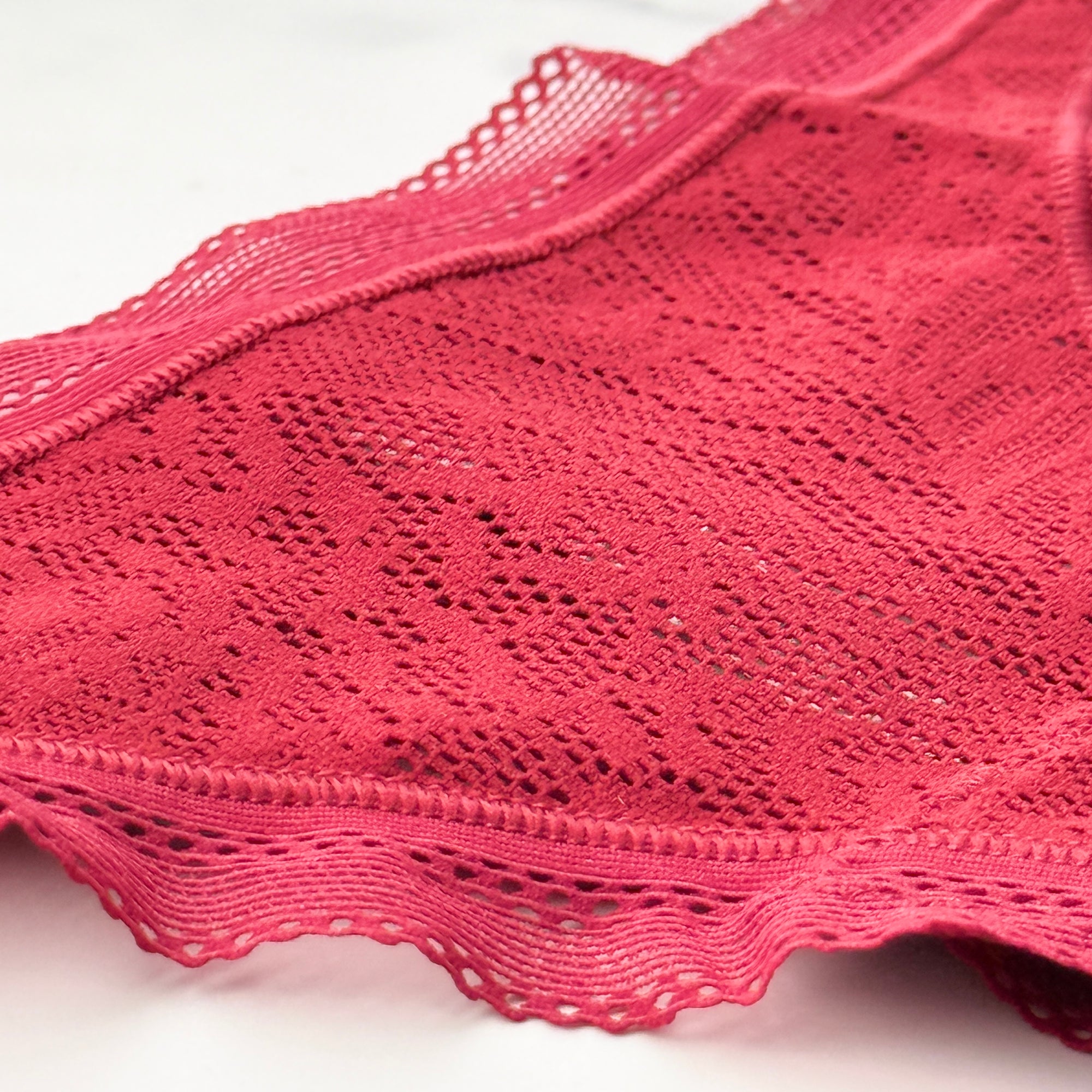 Stretch Lace Thong Panty