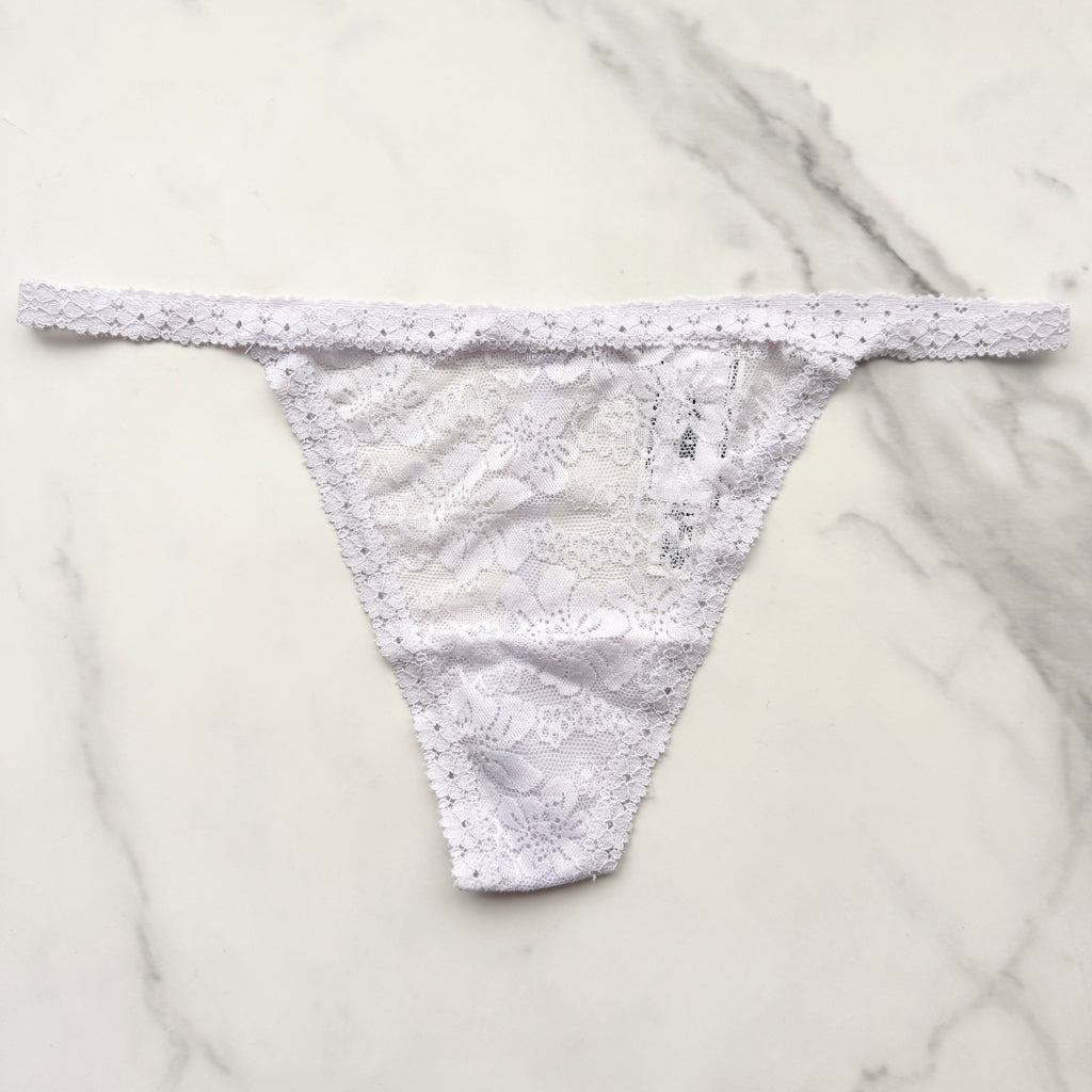 Wink Floral Lace V-String Panty