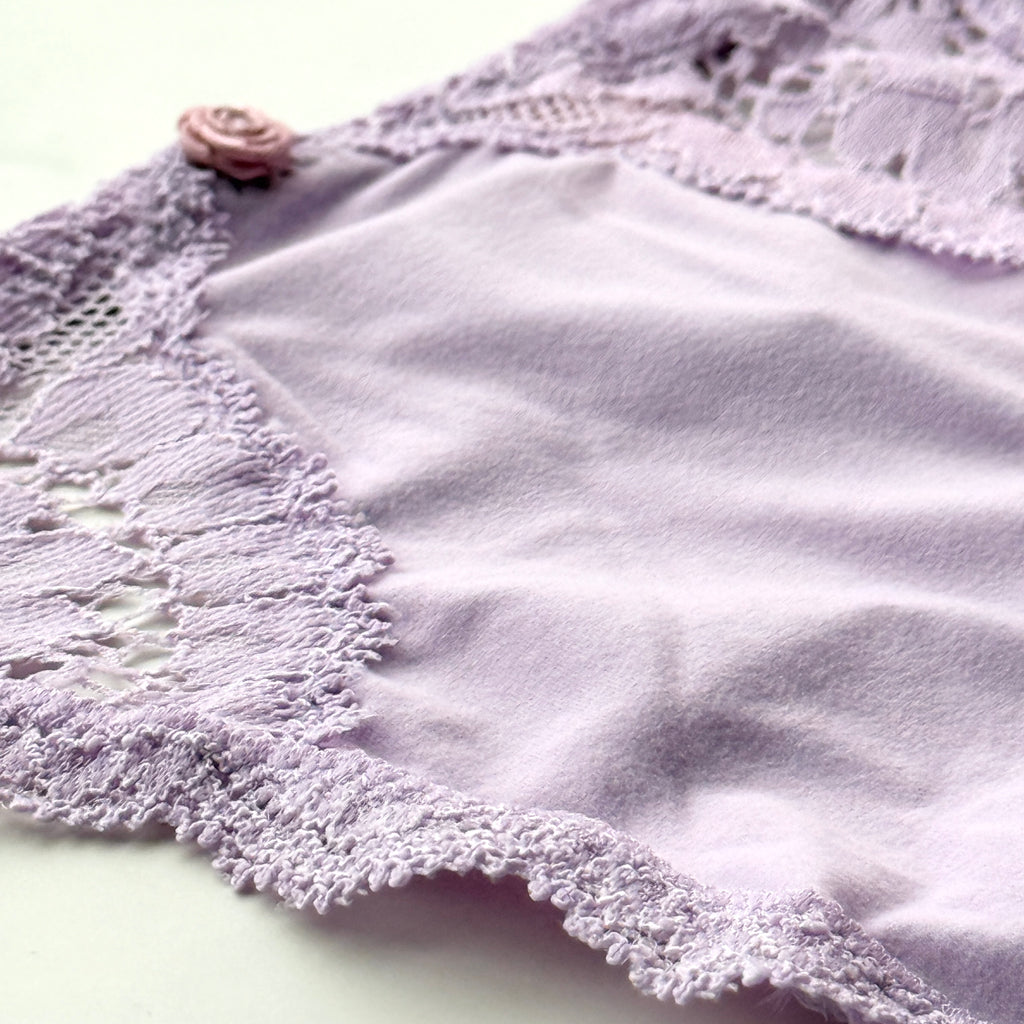 Victoria's Secret  Dream Angels Lace-Trim Adjustable V-String Panty 