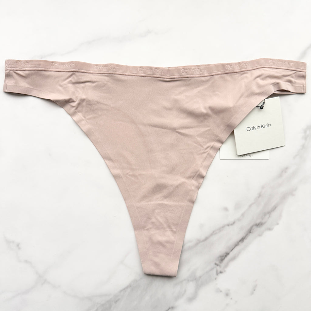 Calvin Klein  Perfectly Fit Thong Panty 