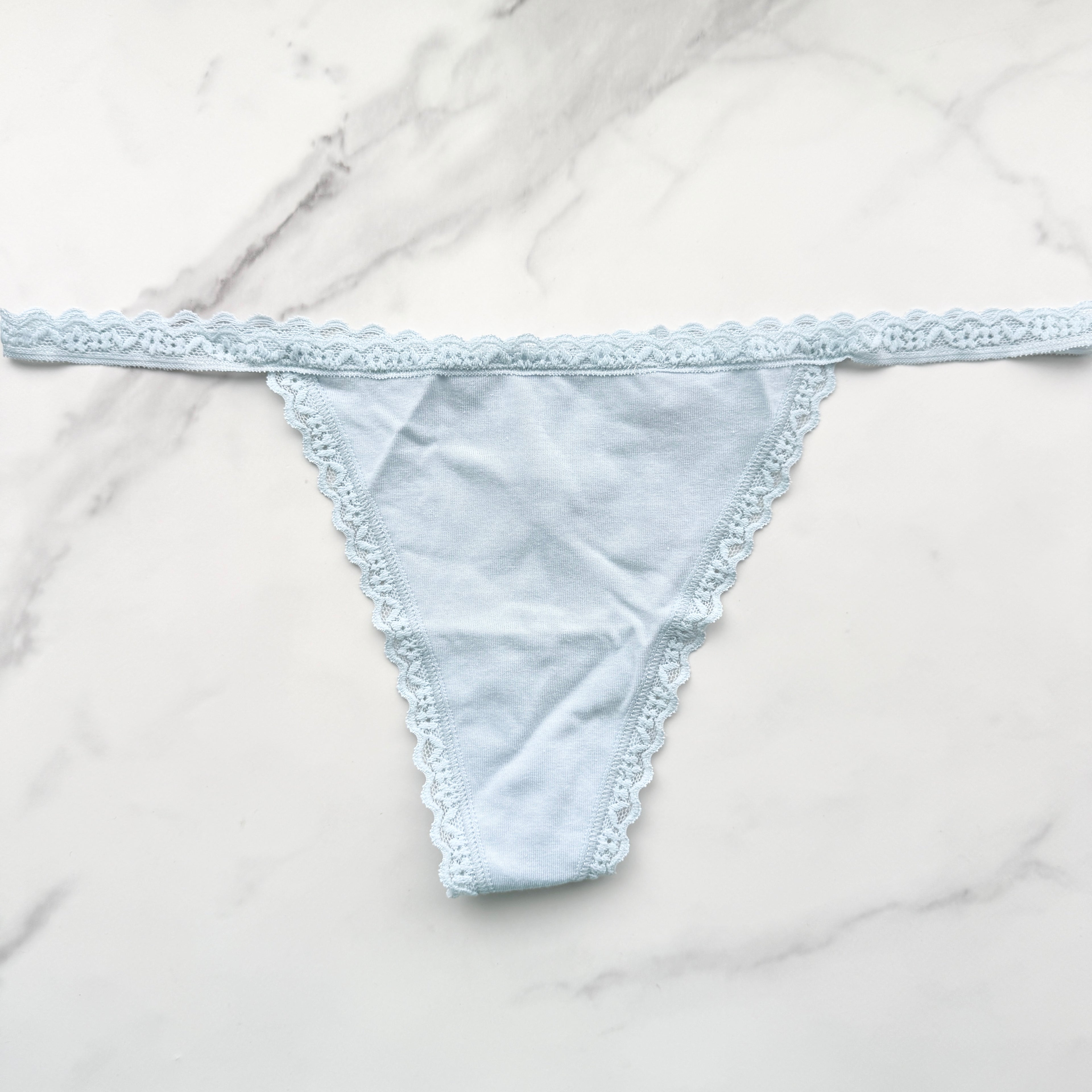 Victoria's Secret  The Lacie Lace-Trim Smooth V-String Panty 
