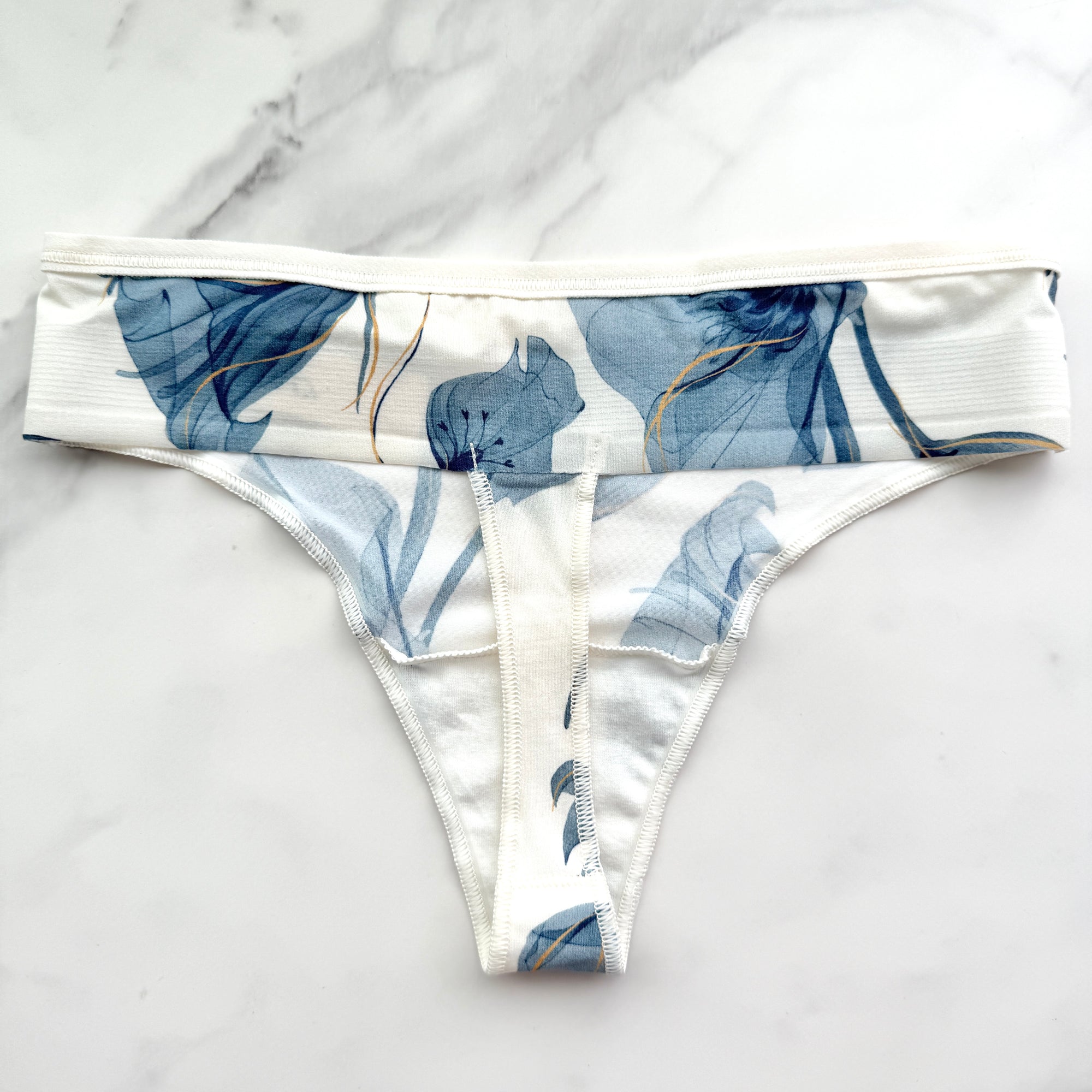 Vanishing Edge Microfiber Thong Panty