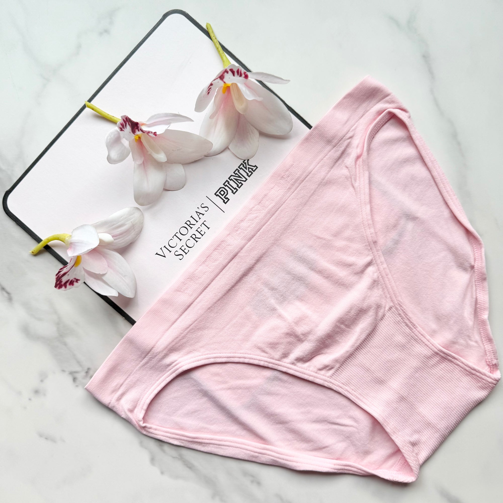 Seamless Solid Bikini Panty
