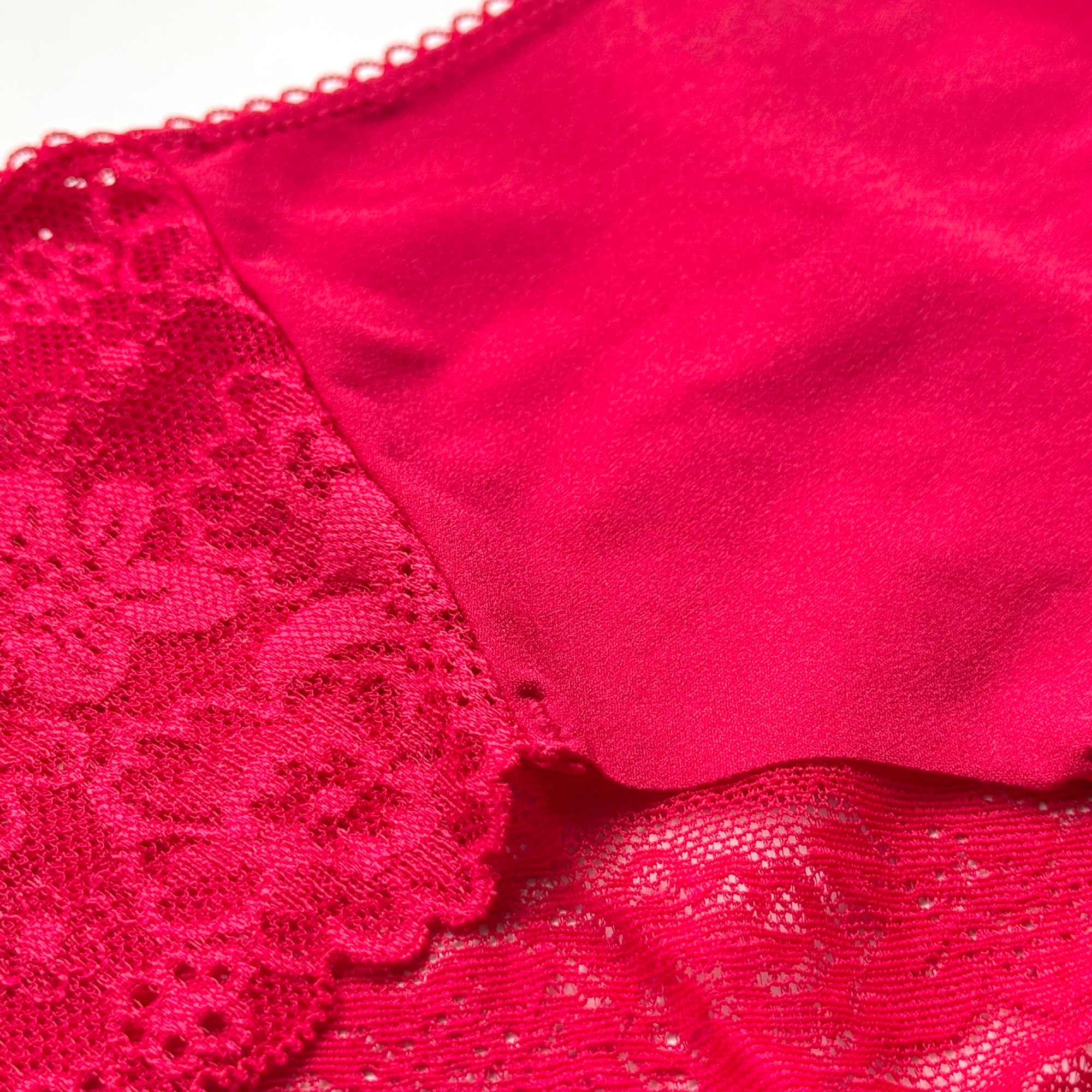 Lace-Trim No-Show Cheeky Panty