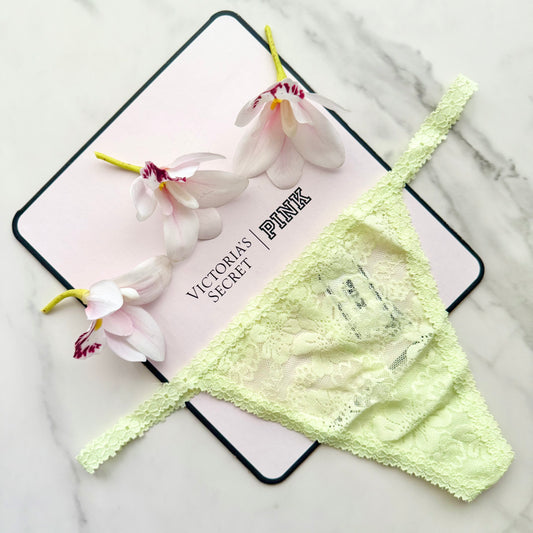 Wink Floral Lace V-String Panty