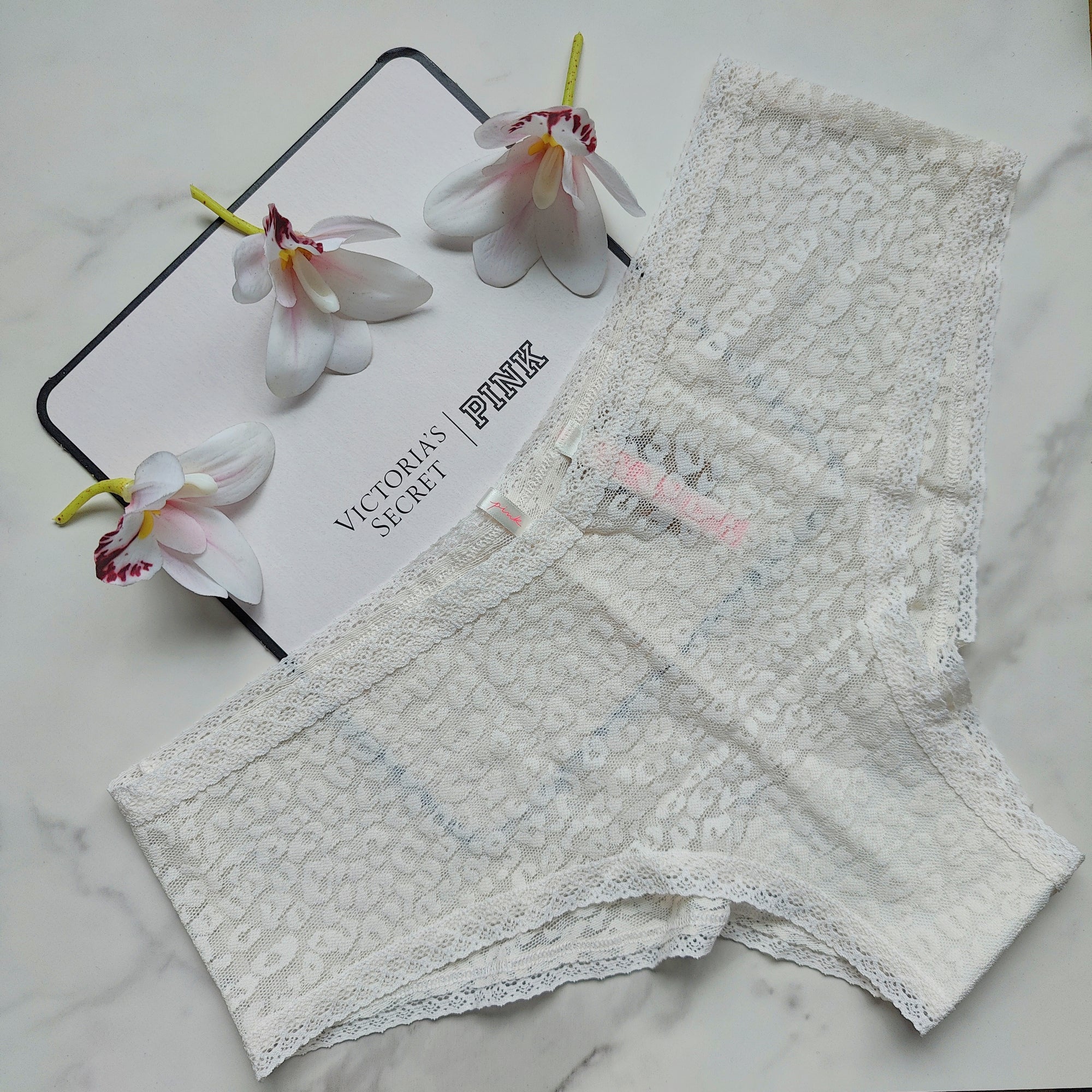 V-Cut Front Wear Everywhere Lace Cheekster Panty