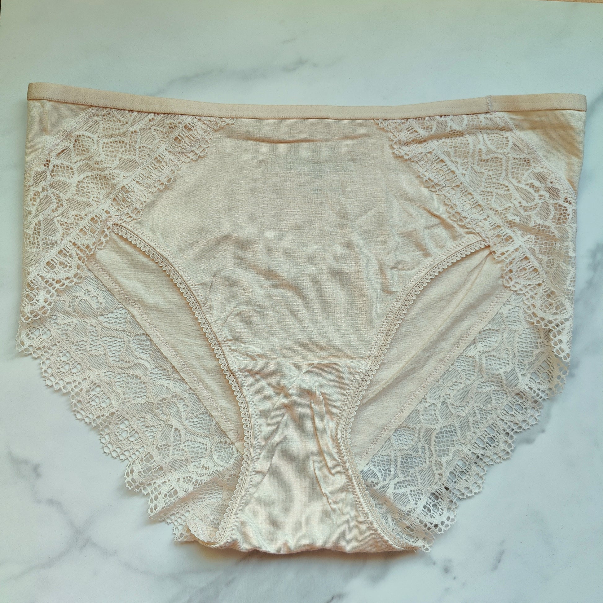 NWT SOMA Vanishing Edge Cotton Blend with Lace High-Leg Brief