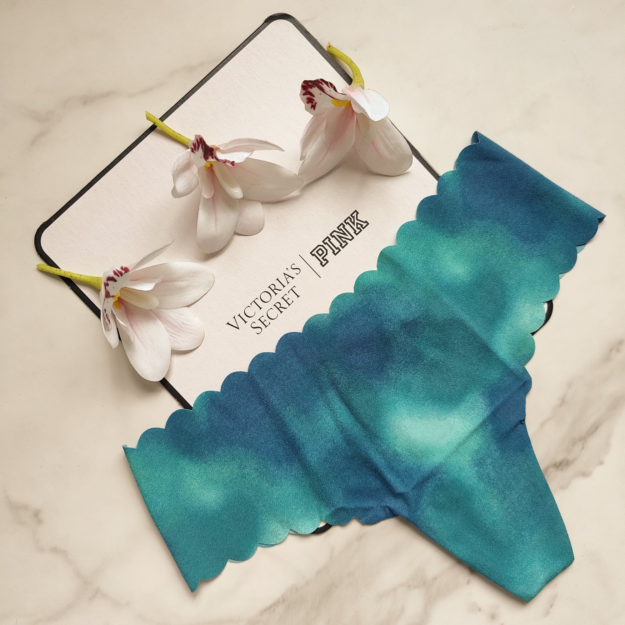 Scalloped No-Show Thong Panty