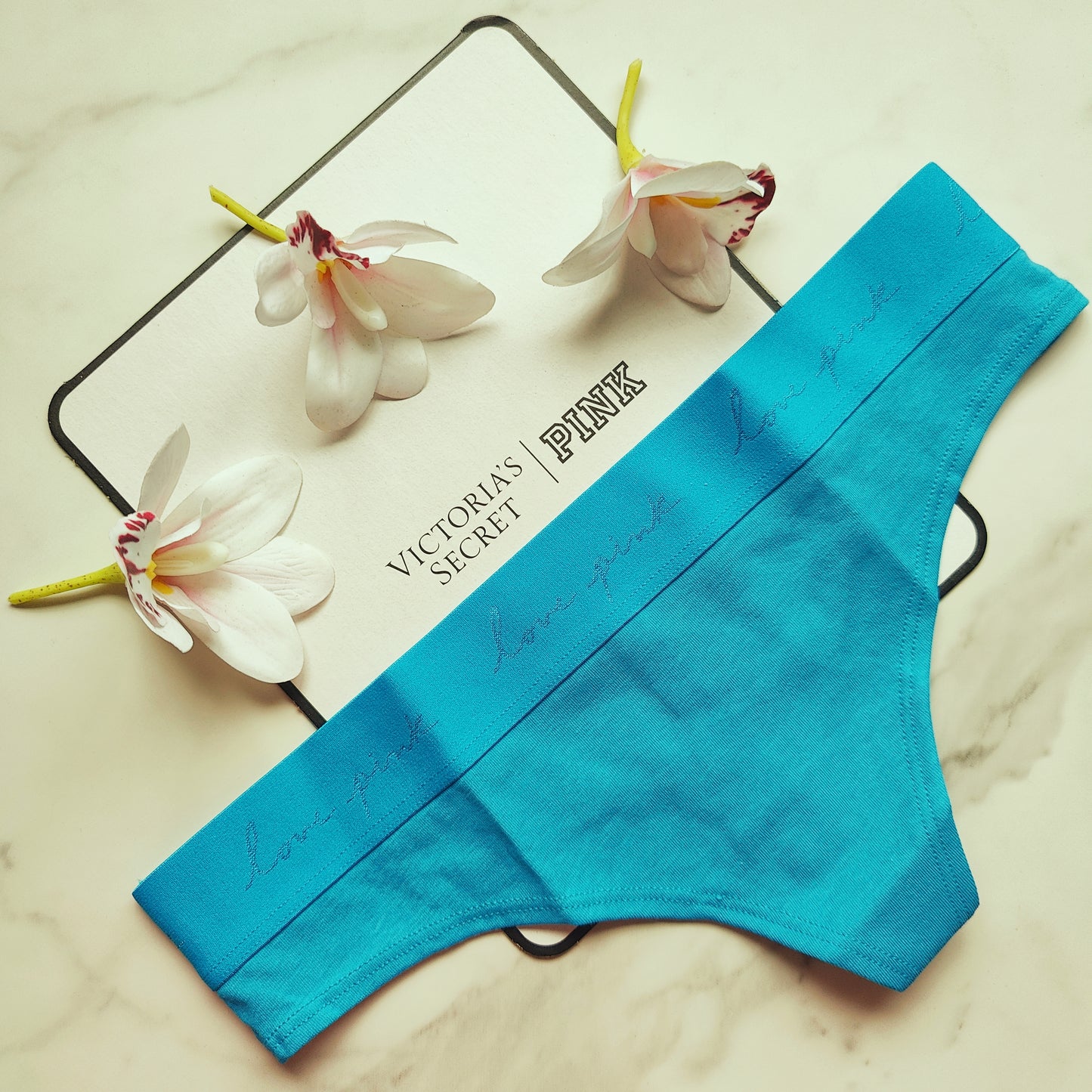 Script Elastic Logo Thong Panty