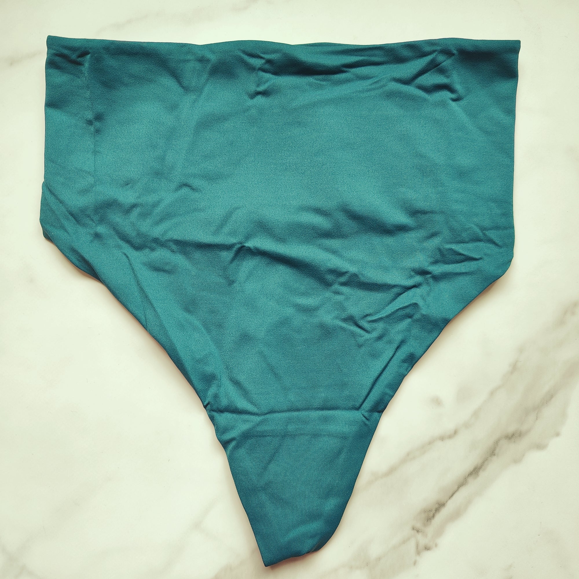 Vanishing Tummy Retro Thong Panty