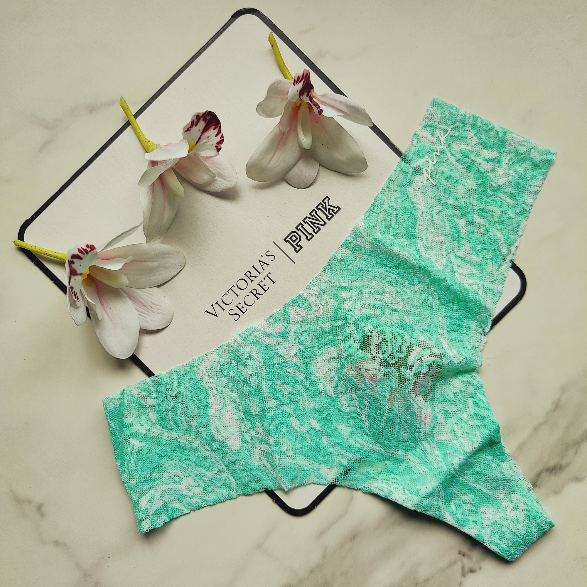 No-Show Soft Lace Thong Panty