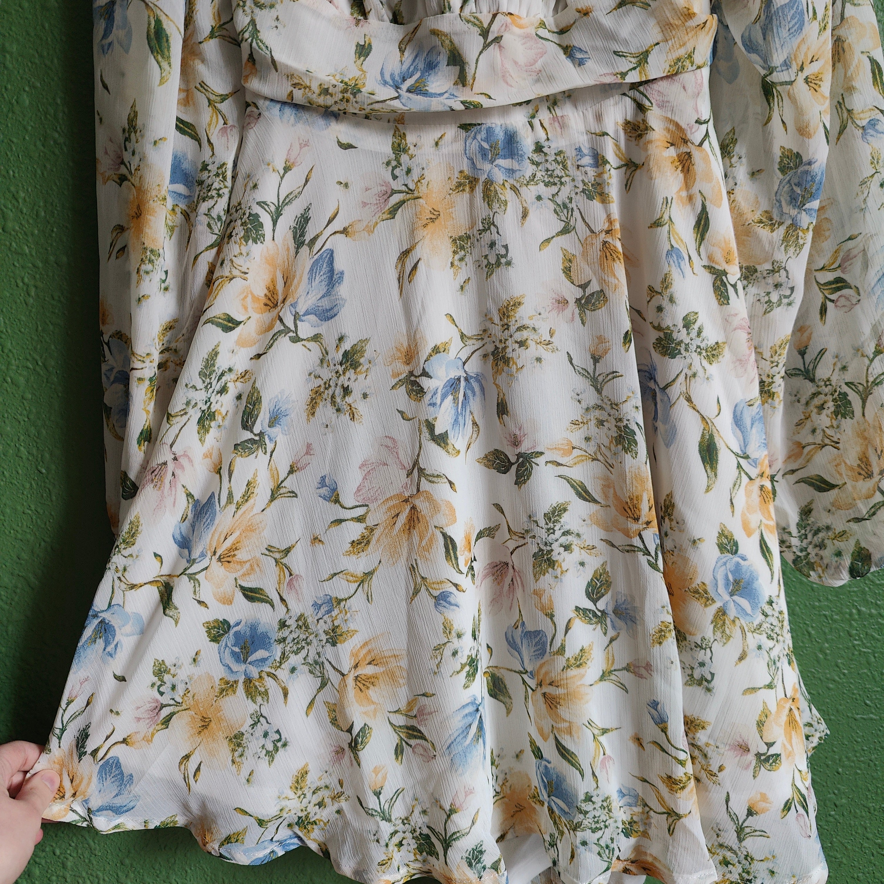 Floral Pleated Long Sleeve Dress