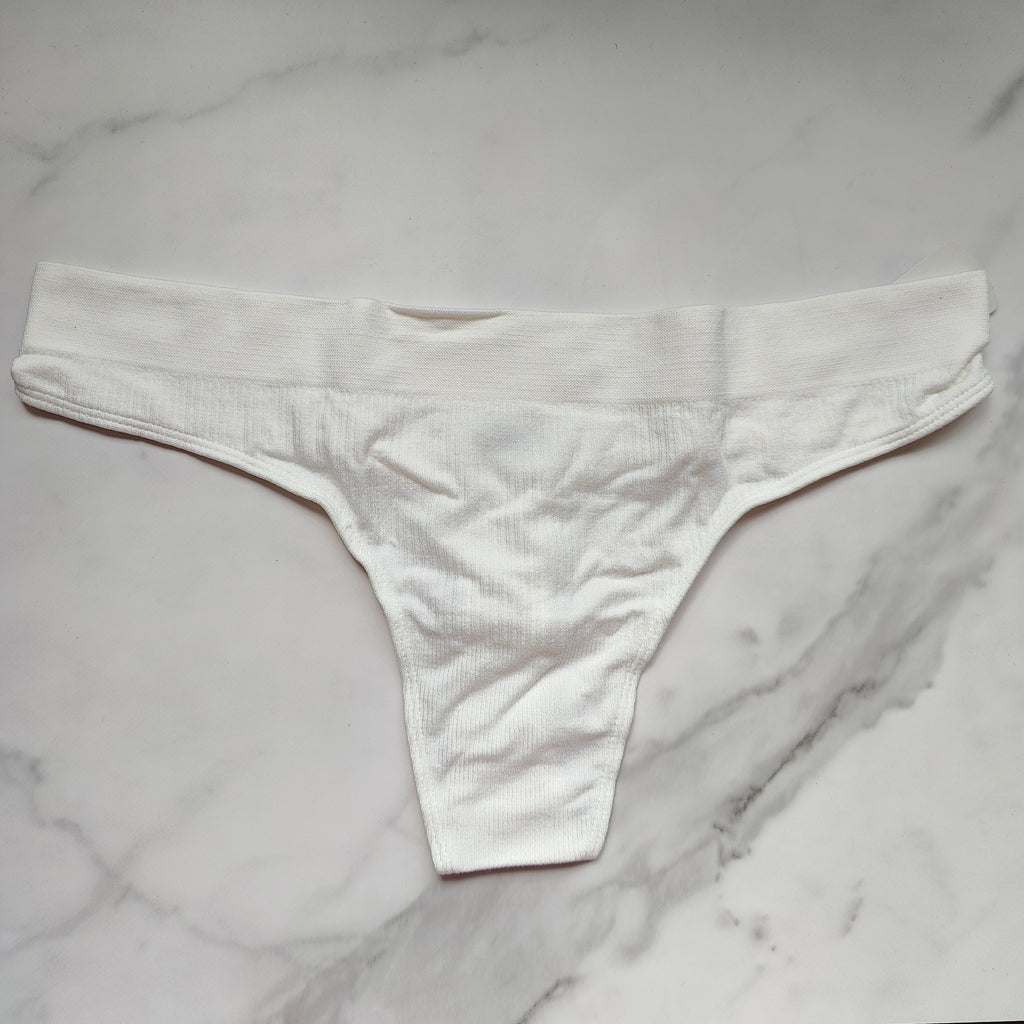 Seamless Aloe Ribbed Thong Panty