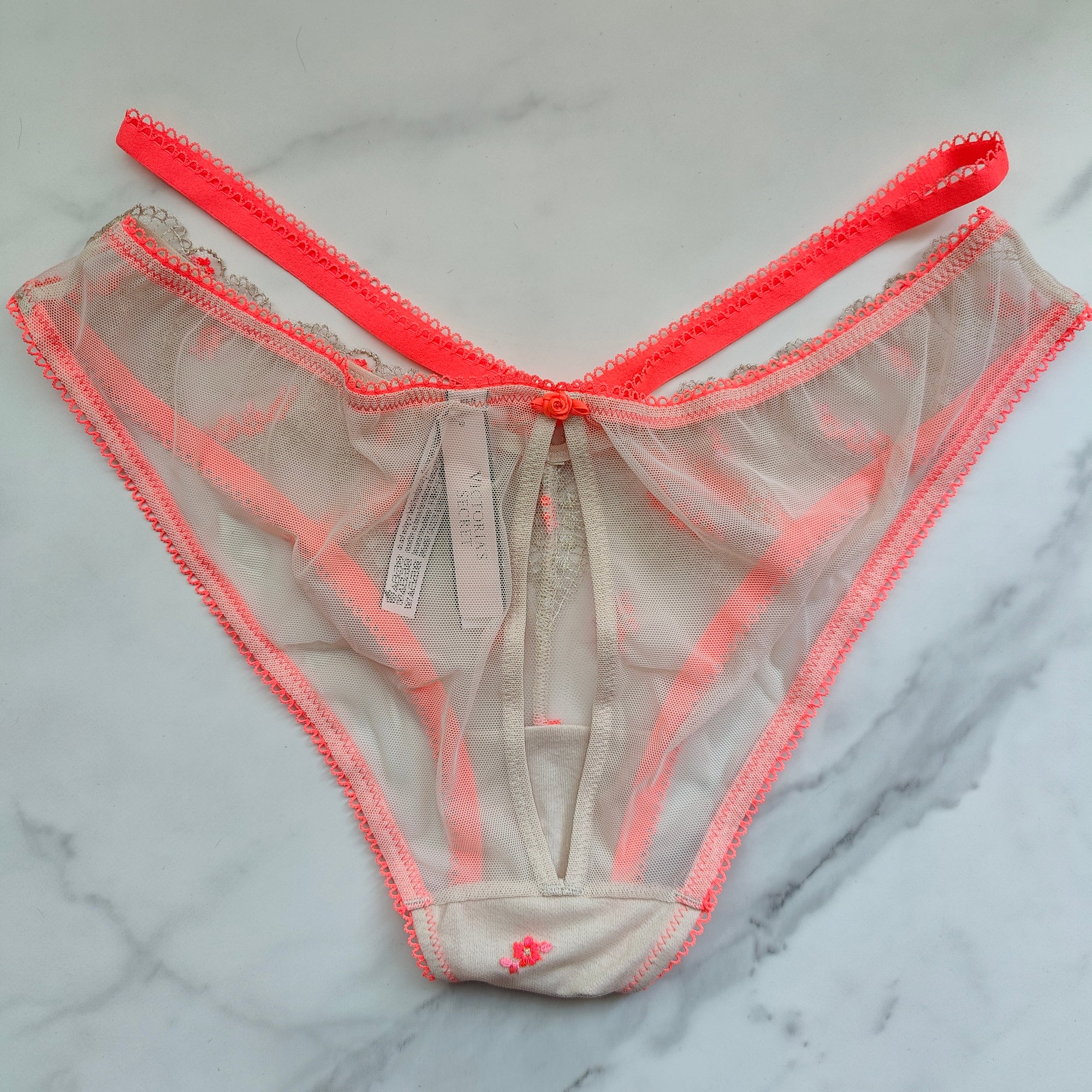 Dream Angels Heart Embroidery Keyhole Cheekini Panty