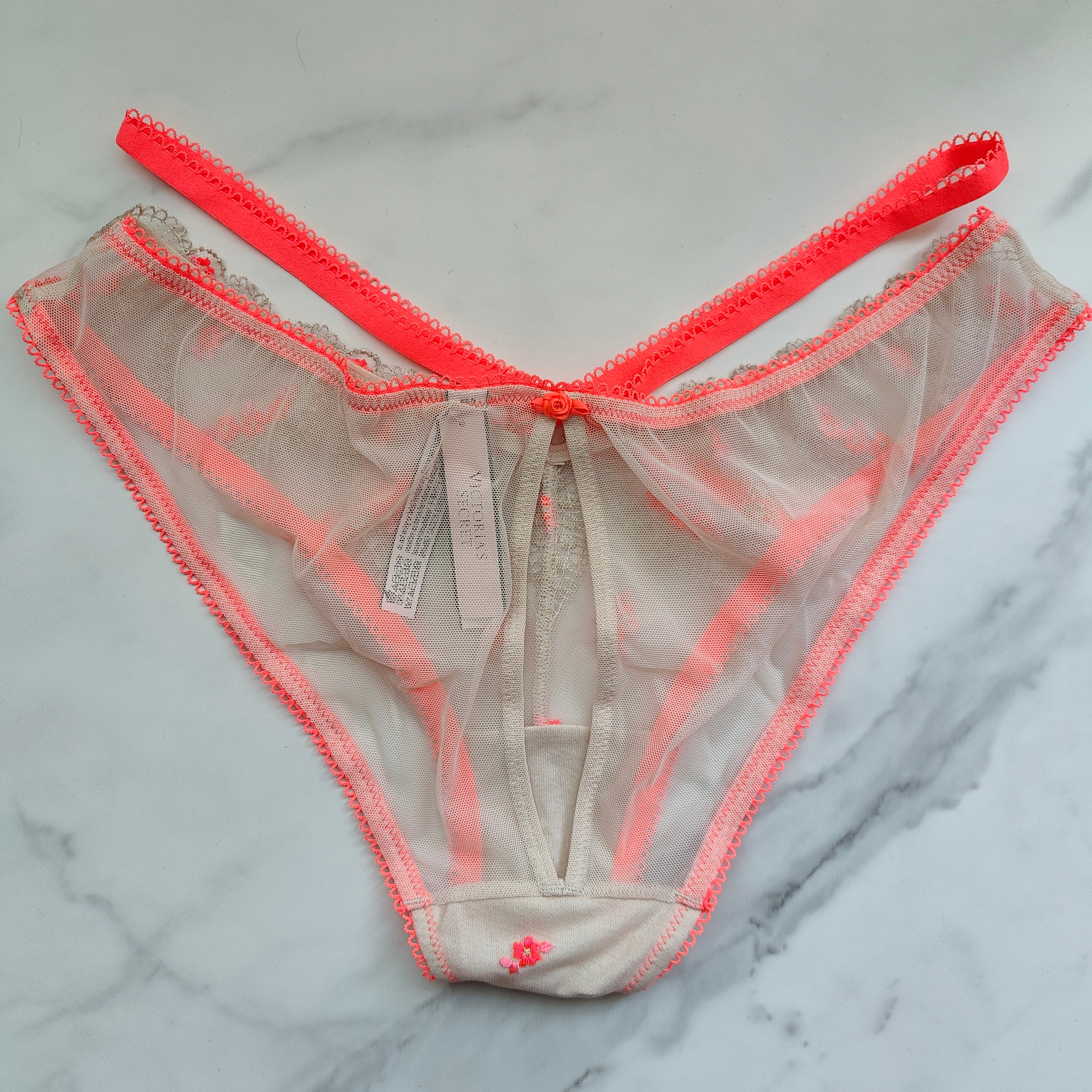 Dream Angels Heart Embroidery Keyhole Cheekini Panty