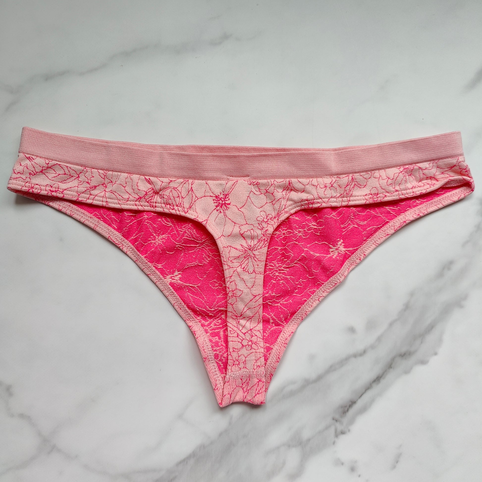 Smooth Seamless Thong Panty – Goob's Closet & Boutique