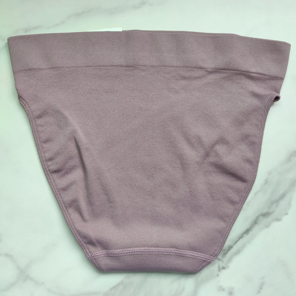 Seamless Ribbed Hi-Cut Bikini Panty