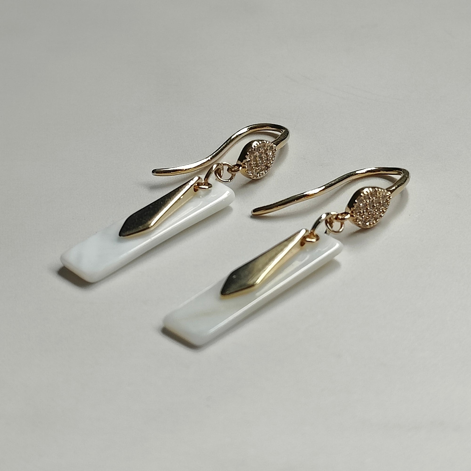 Sofiya Handmade 18K Gold Plated Copper Cubic Zirconia and Mother of Pearl Shell Earrings