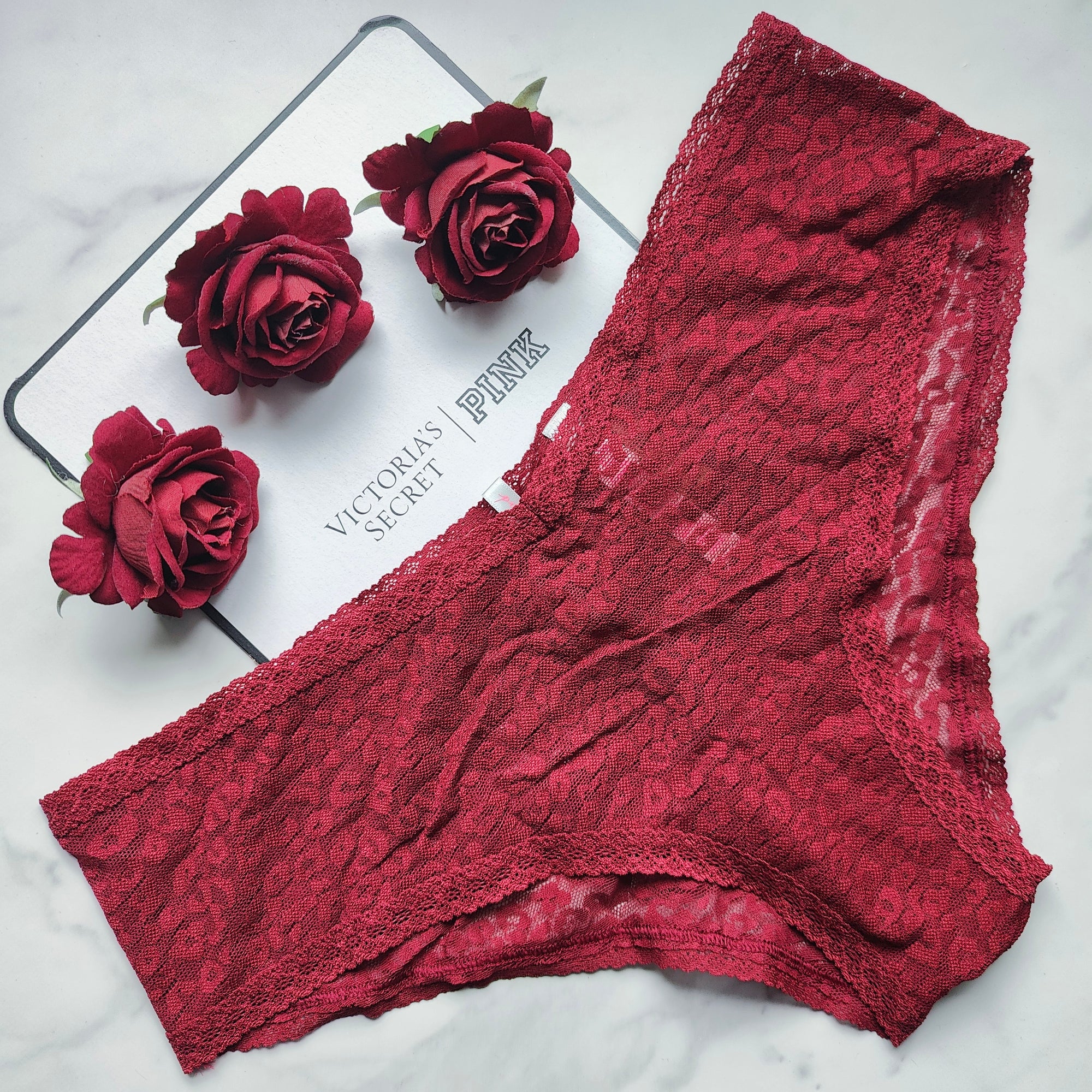 V-Cut Front Wear Everywhere Lace Cheekster Panty