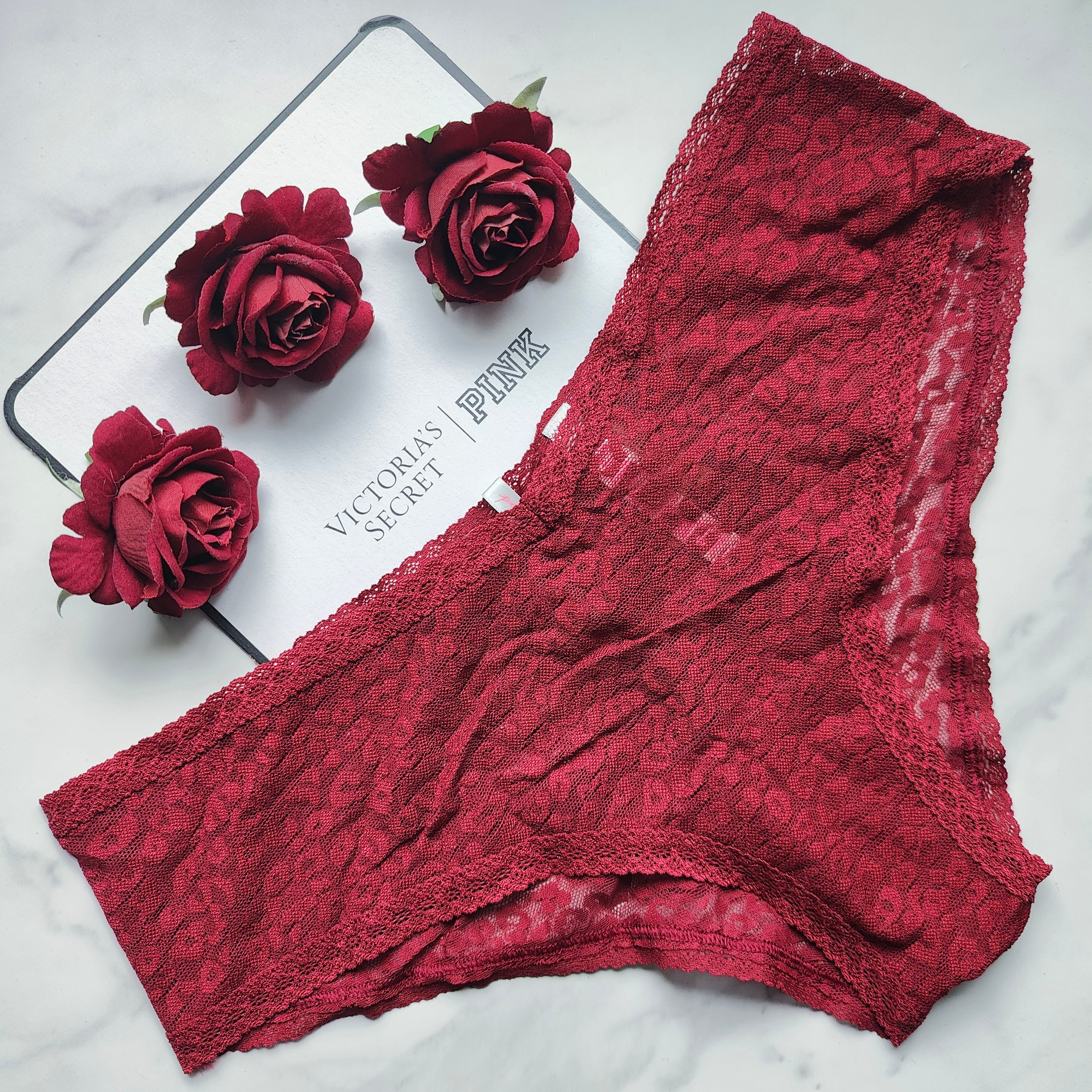 V-Cut Front Wear Everywhere Lace Cheekster Panty