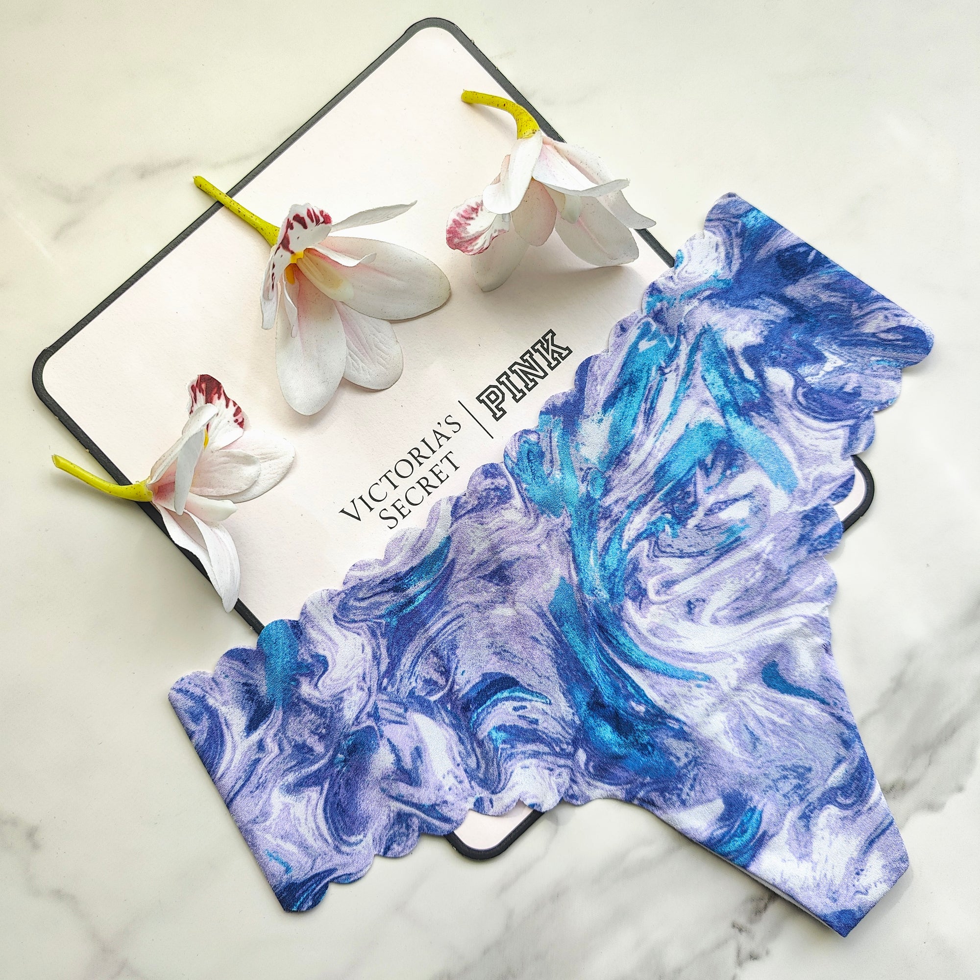 Scalloped No-Show Thong Panty
