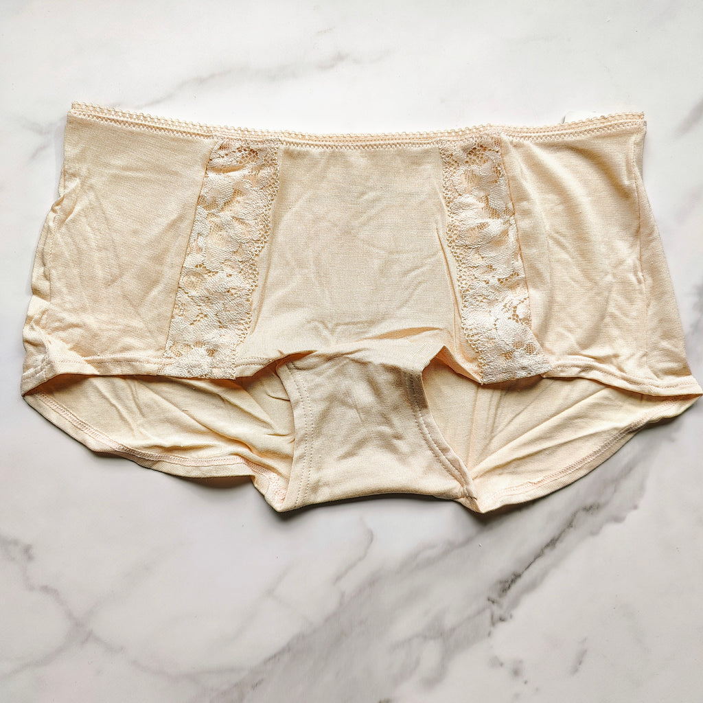 Embraceable Signature Lace Boyshort Panty