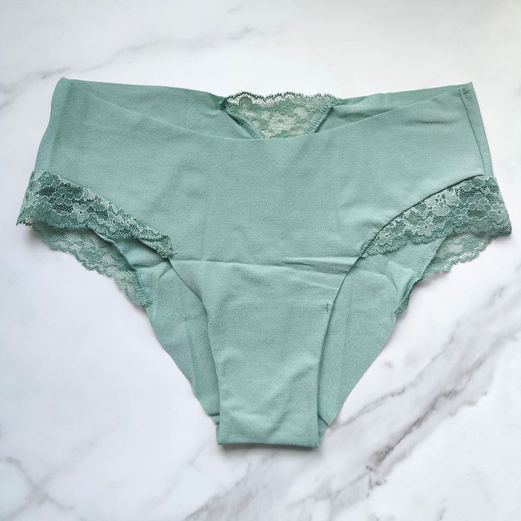 No-Show Lace-Trim Cheeky Panty