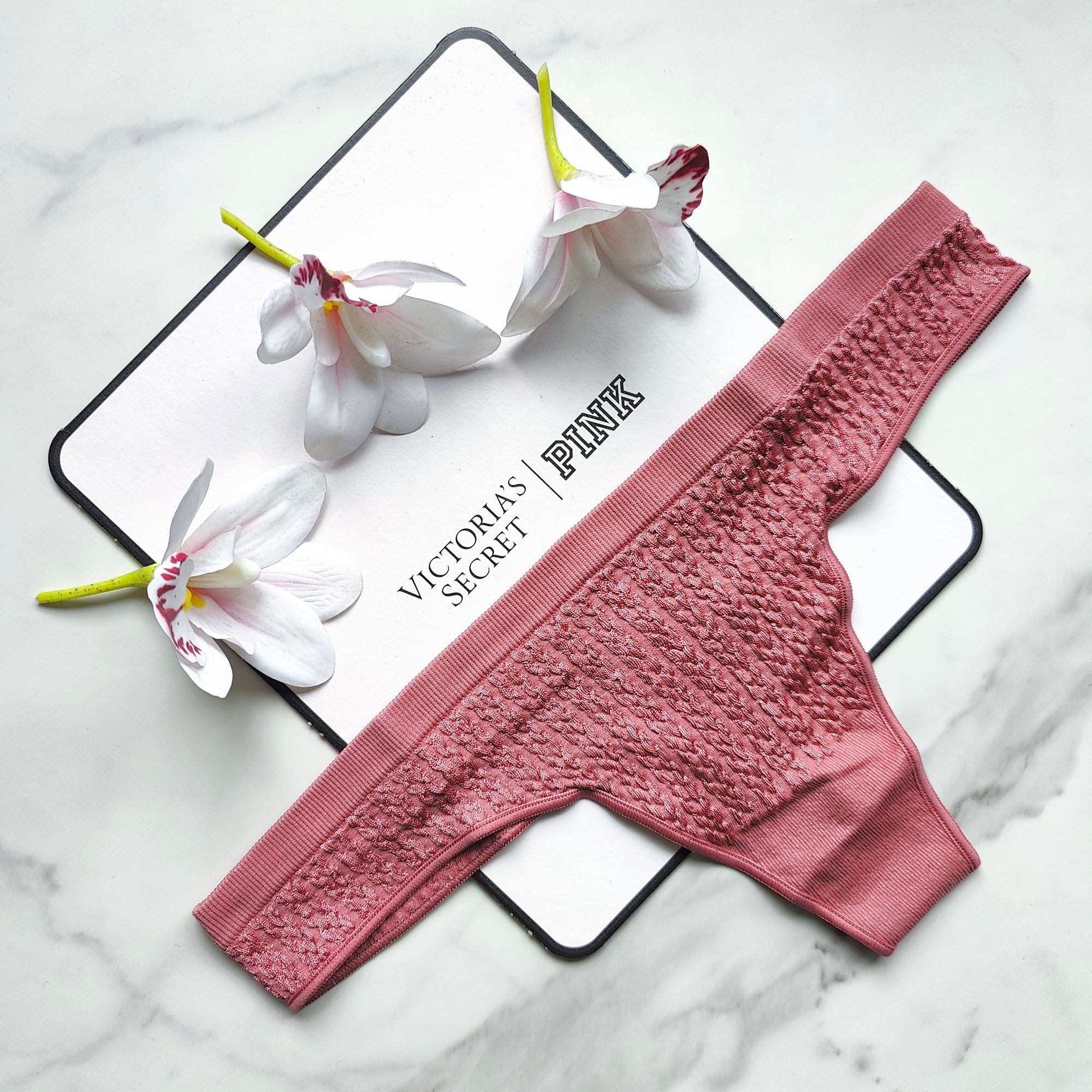 Cable Knit Seamless Thong Panty
