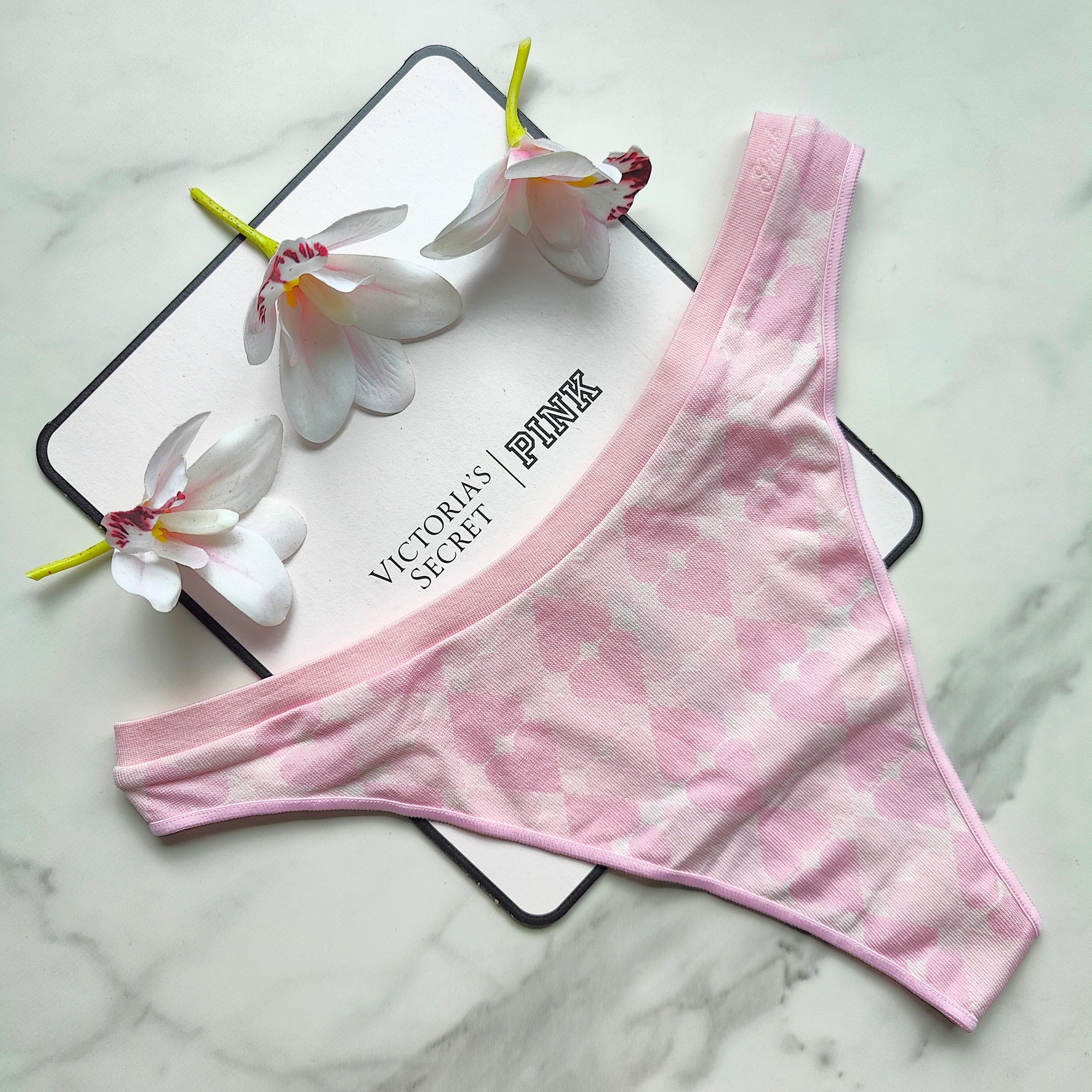 Heart Jacquard Seamless High-Leg Thong Panty