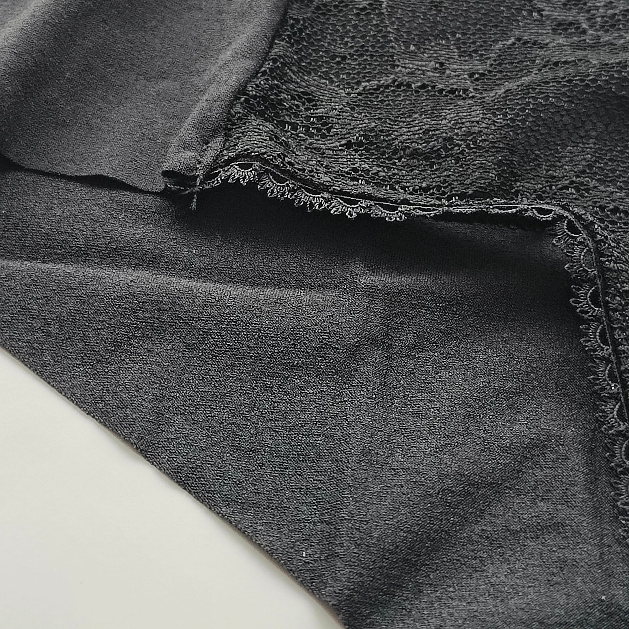 No-Show Lace Detail Cheeky Panty