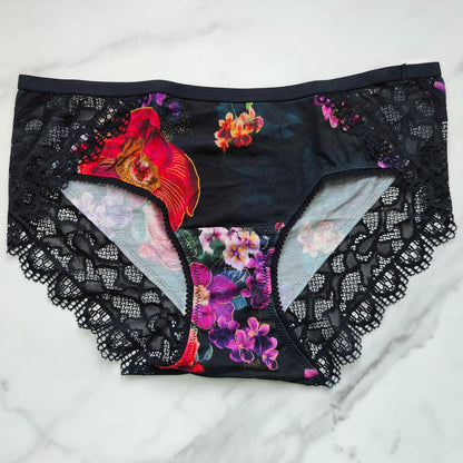 Embraceable Enchanting Lace Hipster Panty