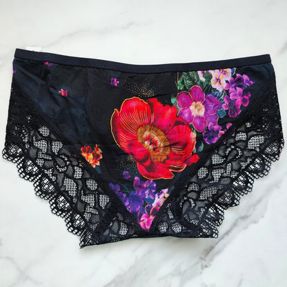 Embraceable Enchanting Lace Hipster Panty