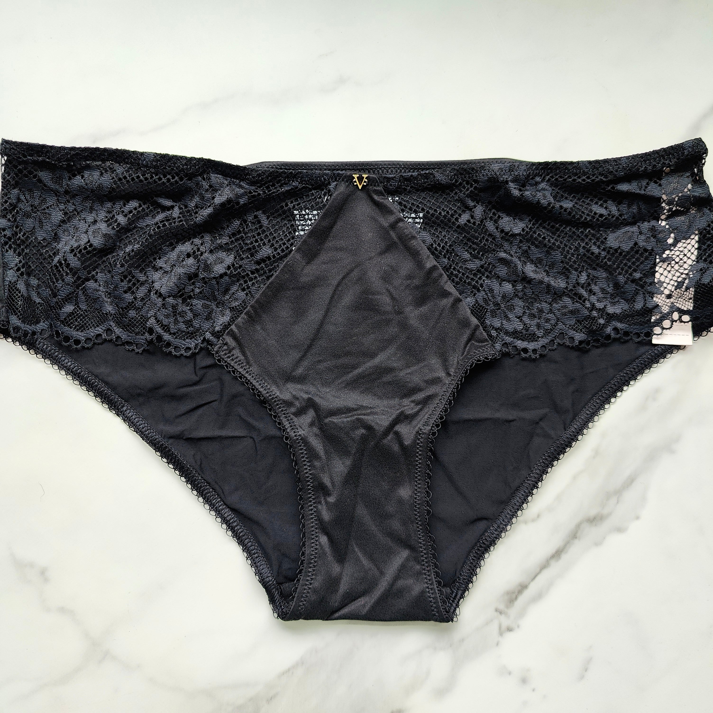 Love Cloud Lace Hiphugger Panty
