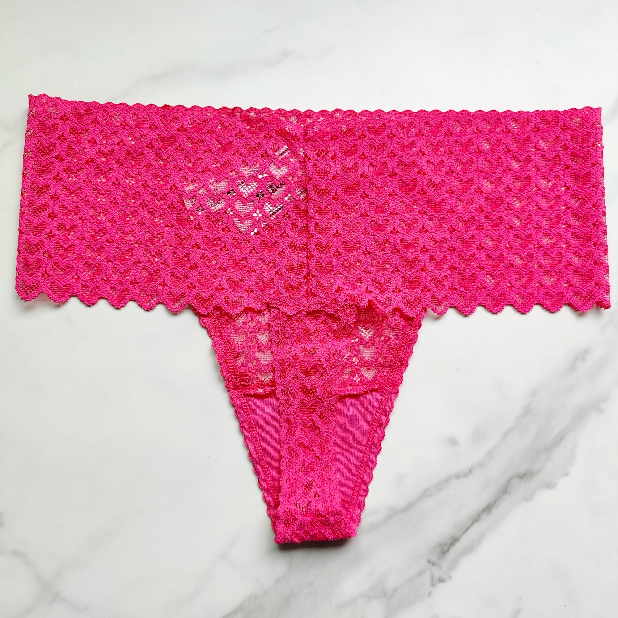 Wink Wide-Waist Heart Lace Thong Panty
