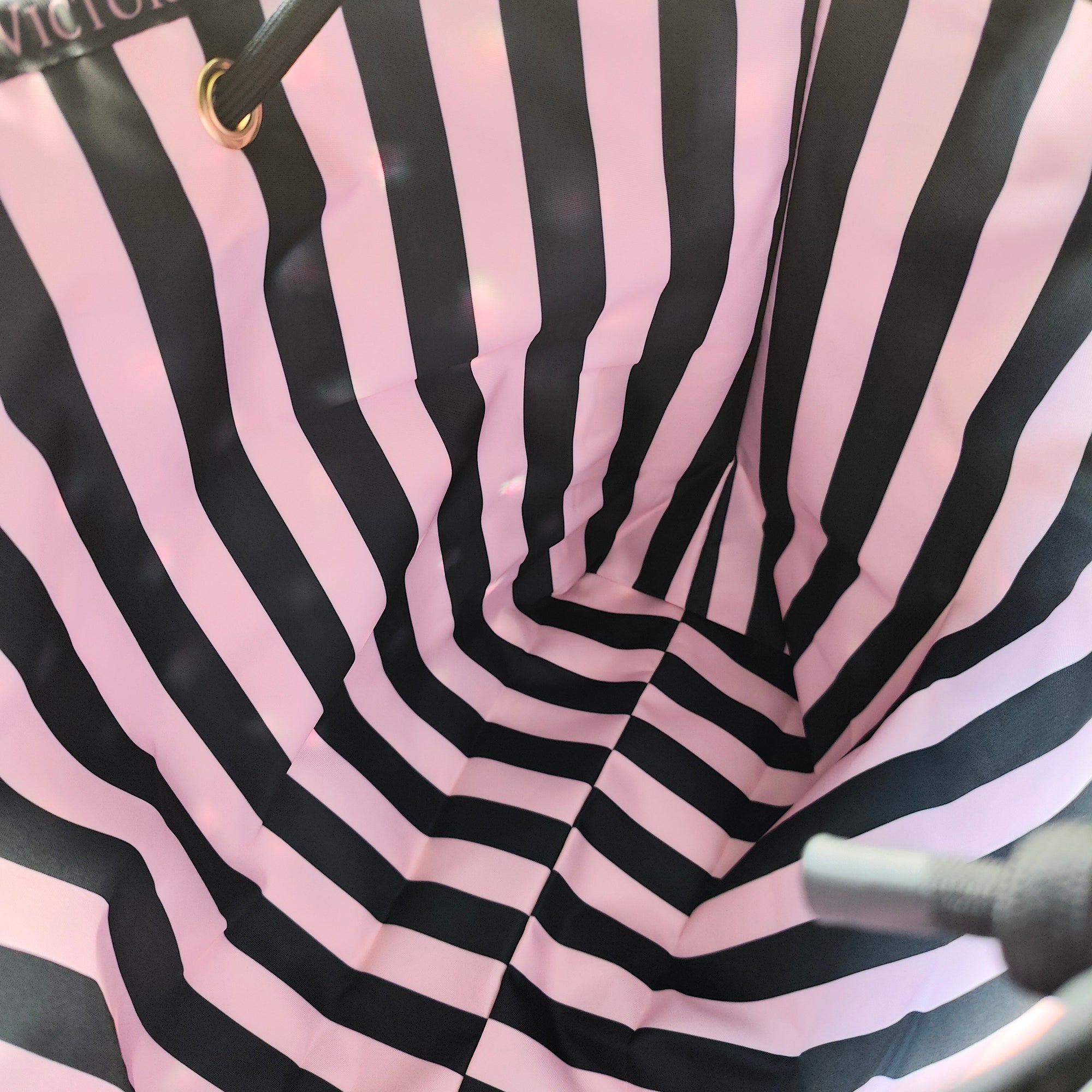 VS Reversible Tote