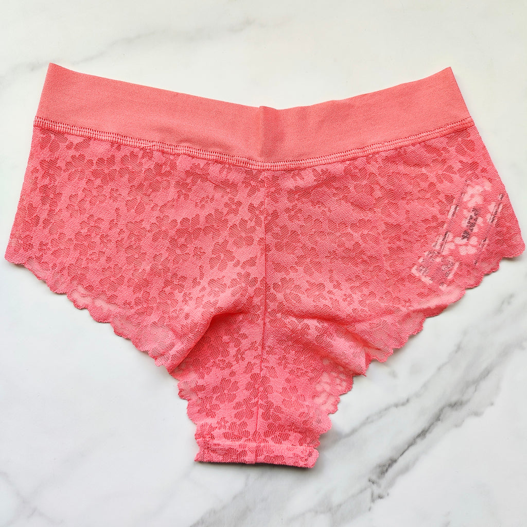 No-Show Floral Lace Cheeky Panty