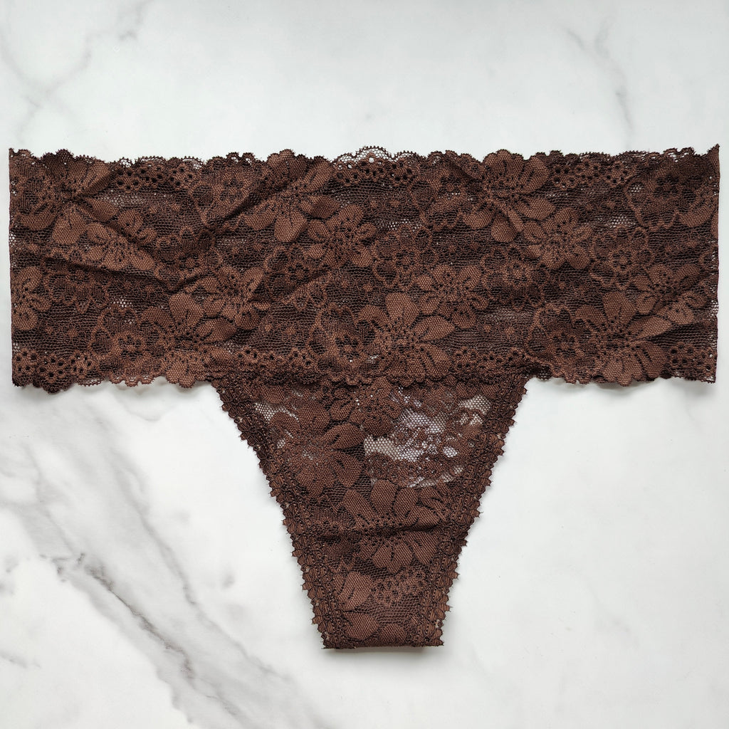 Wink Wide-Waist Lace Thong Panty