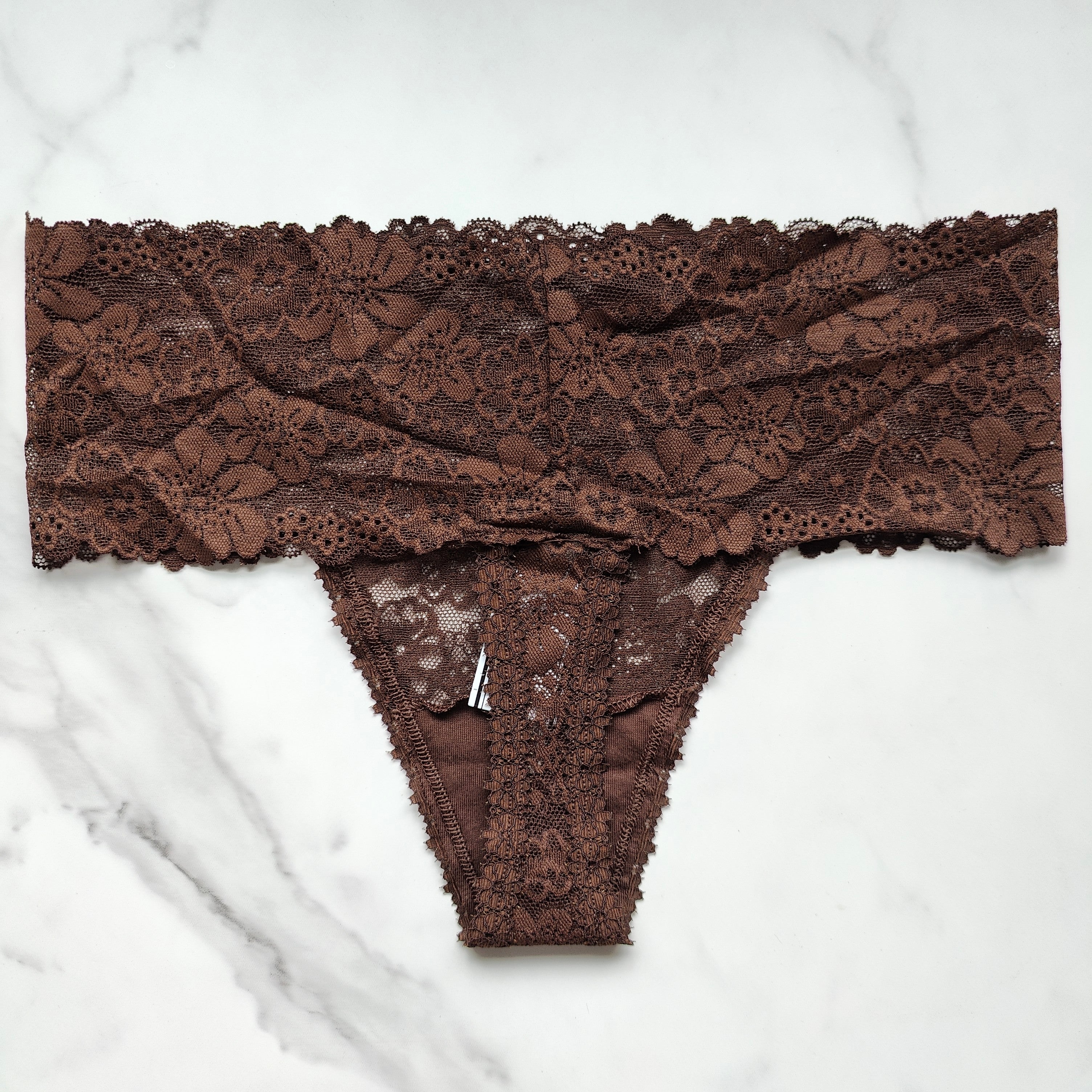 Wink Wide-Waist Lace Thong Panty